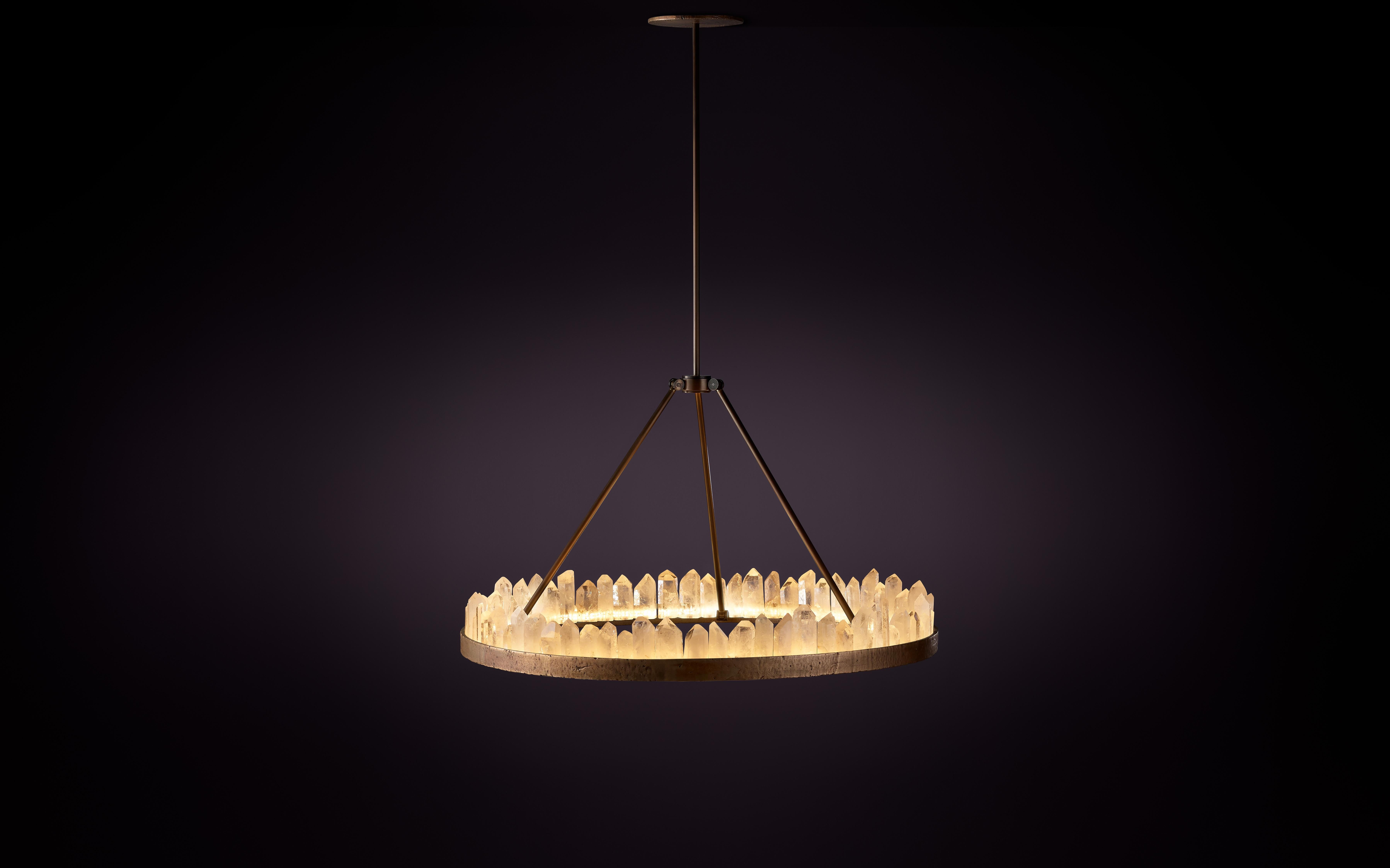 Lampada a sospensione Prometheus X di Christopher Boots
Edizione limitata di 10 copie + 1 A.P.
Dimensioni: D 90 x H 45 cm.
Materiali: Cristalli di quarzo, bronzo.

PROMETHEUS X rappresenta il viaggio visionario di Christopher Boots e segna i 10 anni