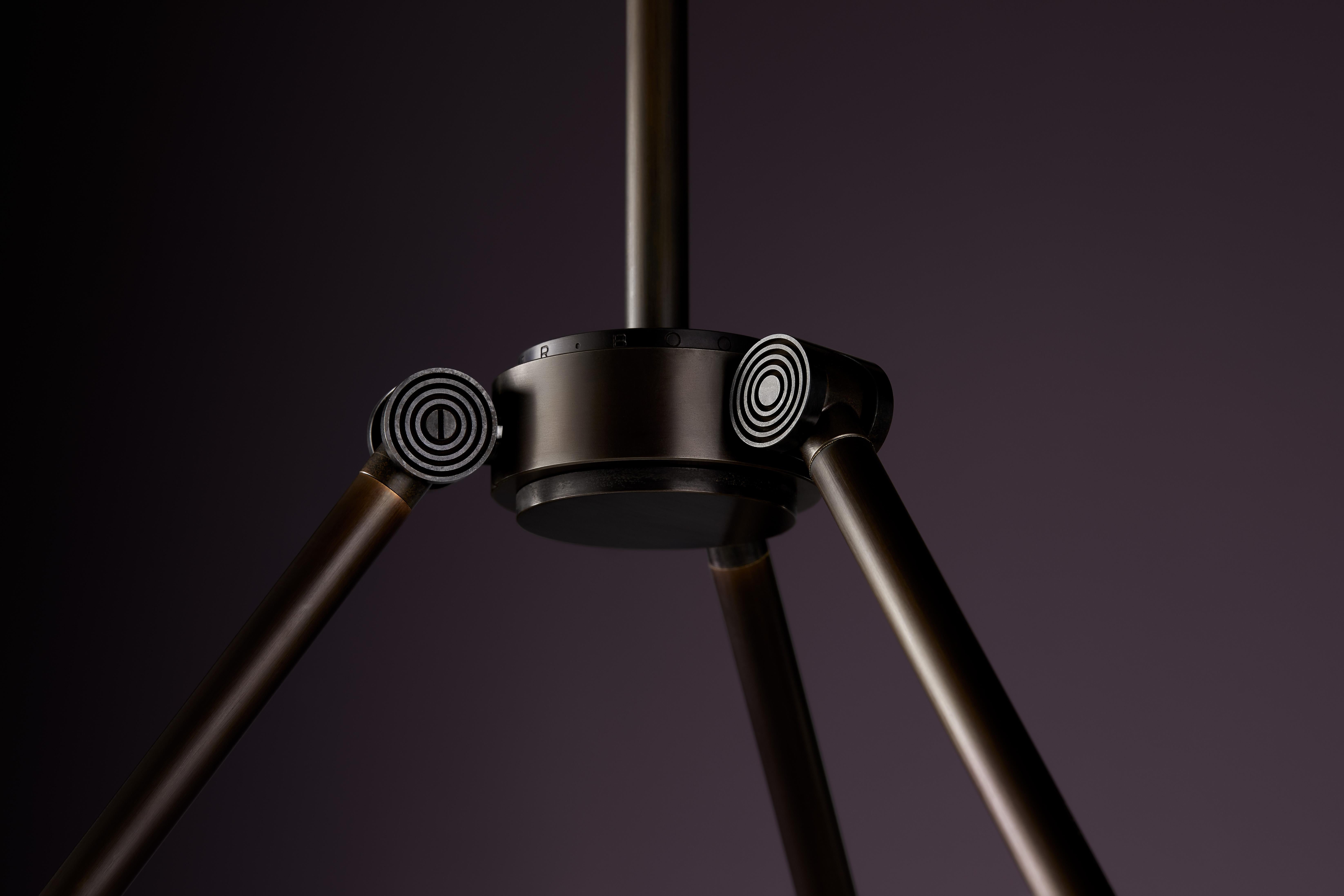 Lampada a sospensione in cristallo di quarzo naturale ad anello circolare Upward di Christopher Boots In condizioni Nuovo in vendita a Geneve, CH