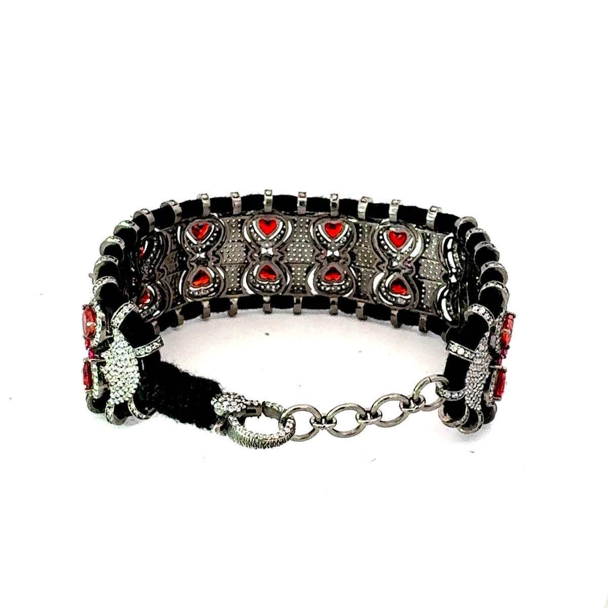 Prong Set Unique Cubic Zirconia Macrame Thread Bracelet for Gifts in 925 Silver For Sale 1