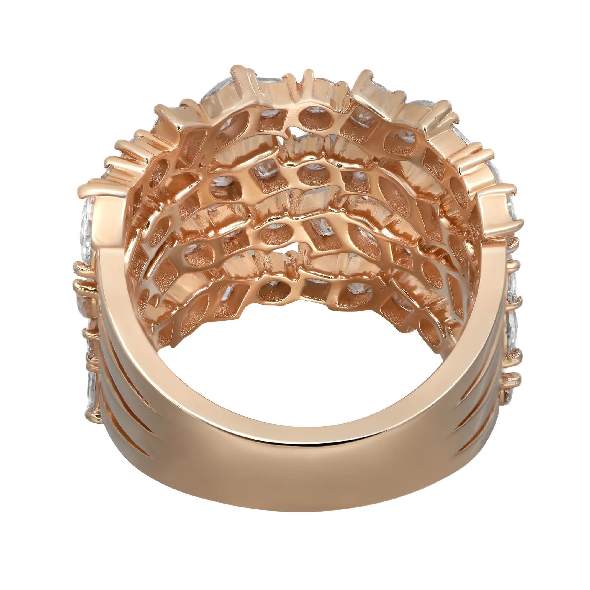 Taille ronde Bague large sertie de diamants de formes multiples en or jaune 14 carats 3,82 ct. pt. Taille 7 en vente