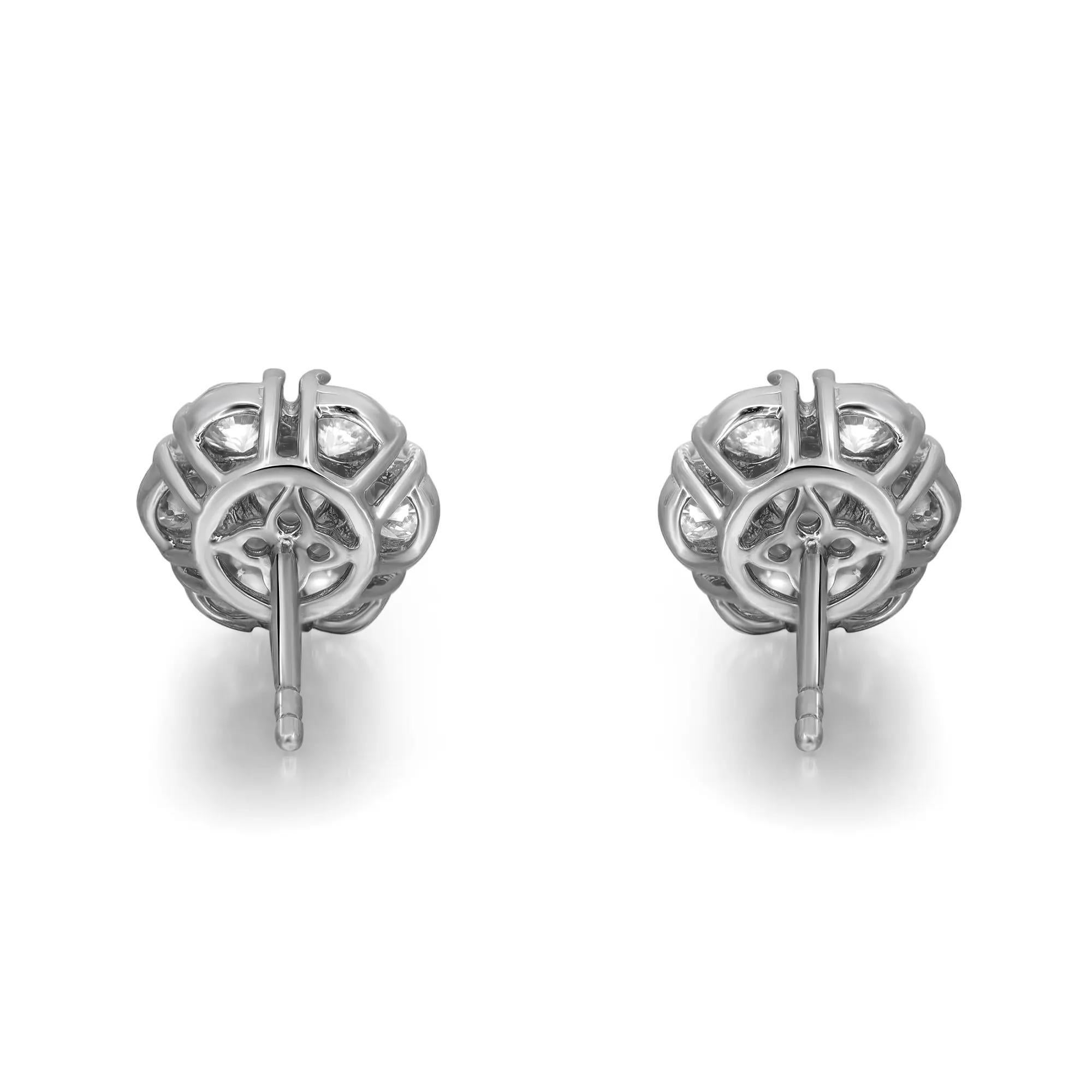 Prong gefasste Diamant-Cluster-Blumen-Ohrstecker mit Rundschliff 14K Weißgold 2,14 Gesamtkaratgewicht (Moderne) im Angebot