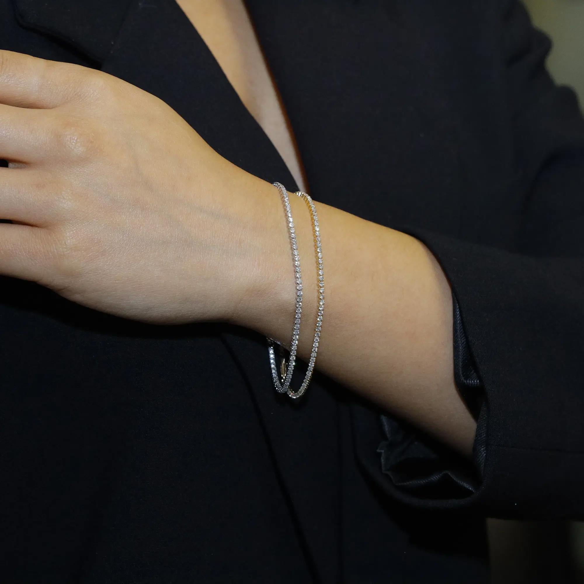 da uomo o donna Bracciale tennis con diamanti taglio rotondo incastonati in oro bianco 14K 1.02Ctw 7 pollici in vendita