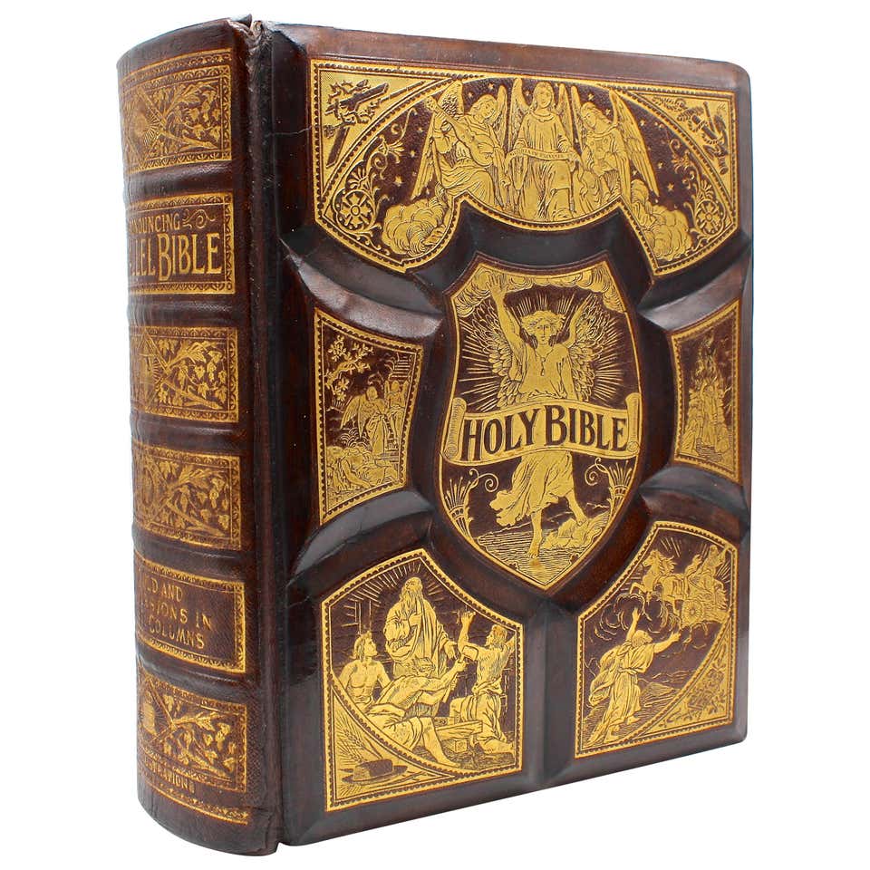 Holy Bible, Antique Pronouncing Edition, with 2000 Scripture