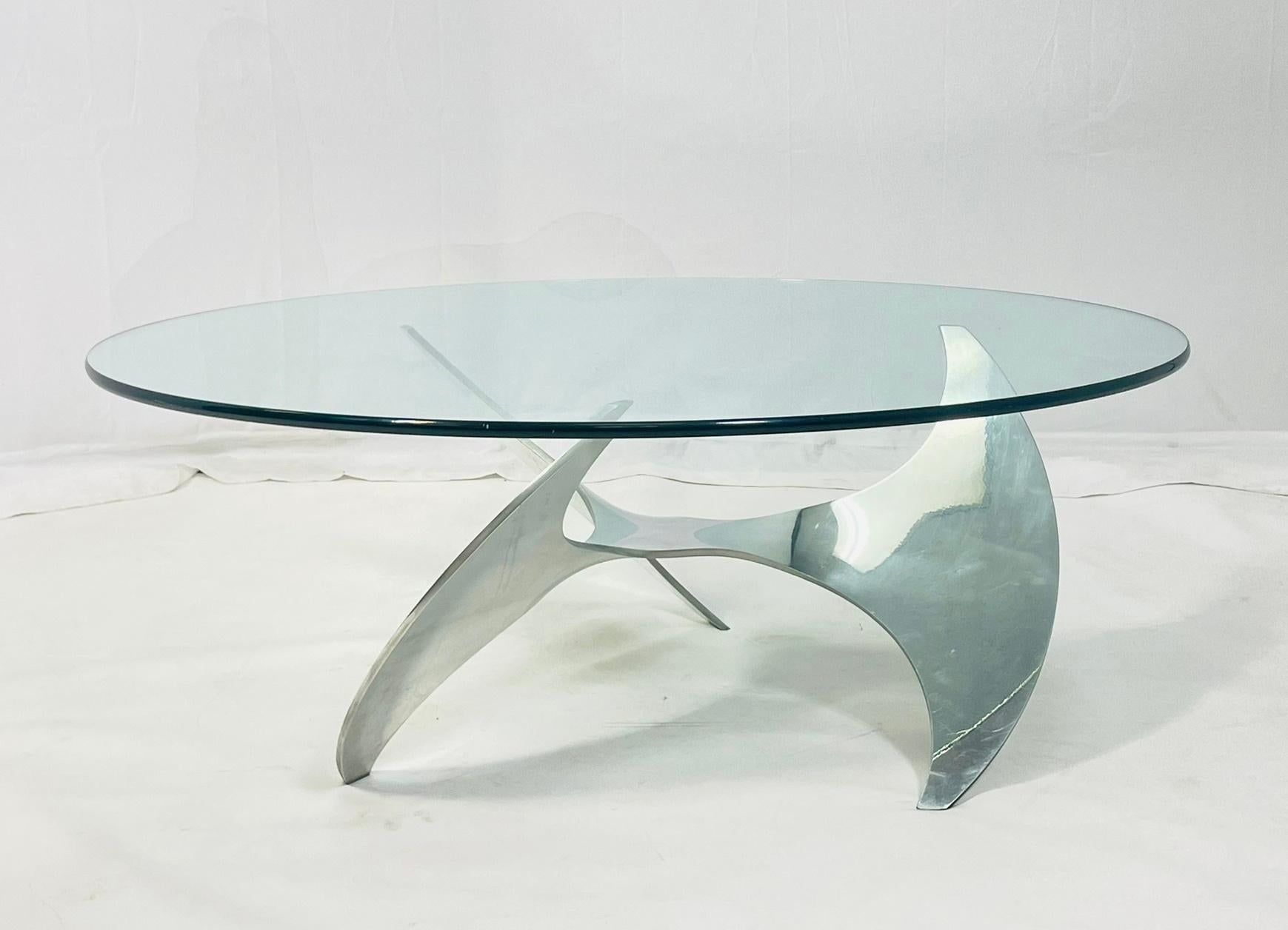 German Propeller Coffee Table with a Glass Top by Knut Hesterberg for Ronald Schmitt For Sale