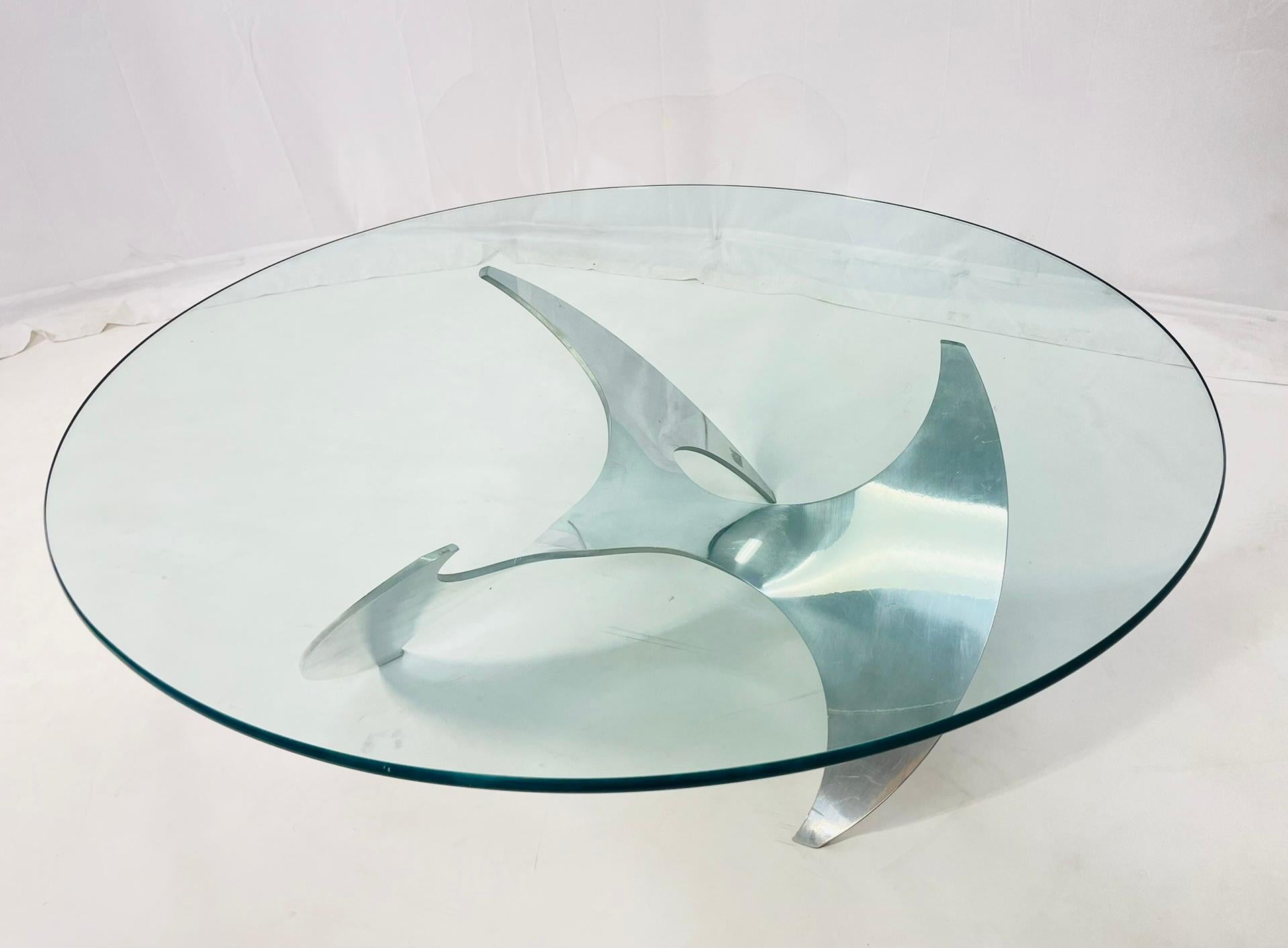 Propeller Coffee Table with a Glass Top by Knut Hesterberg for Ronald Schmitt In Good Condition For Sale In Los Angeles, CA