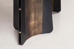 Mesa de comedor Propeller - Acero y latón - Tablero de roble alomado - Grande