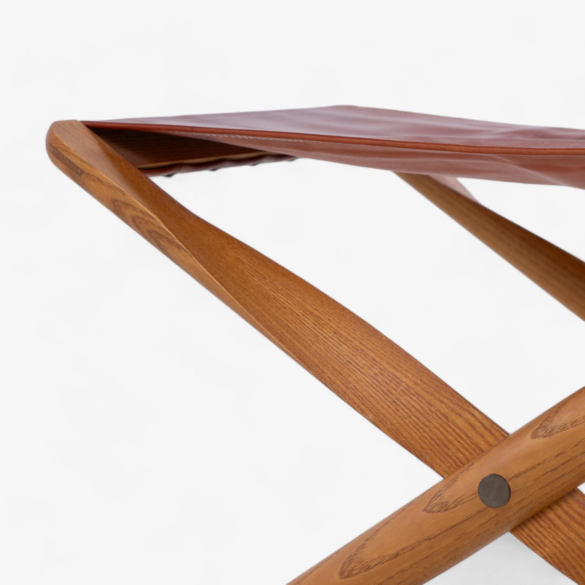 Propeller stool in patinated ash by Kaare Klint For Sale 1
