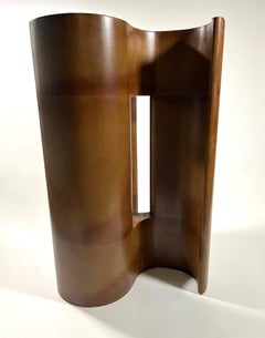 Propeller Table after a design by Samuel Marx