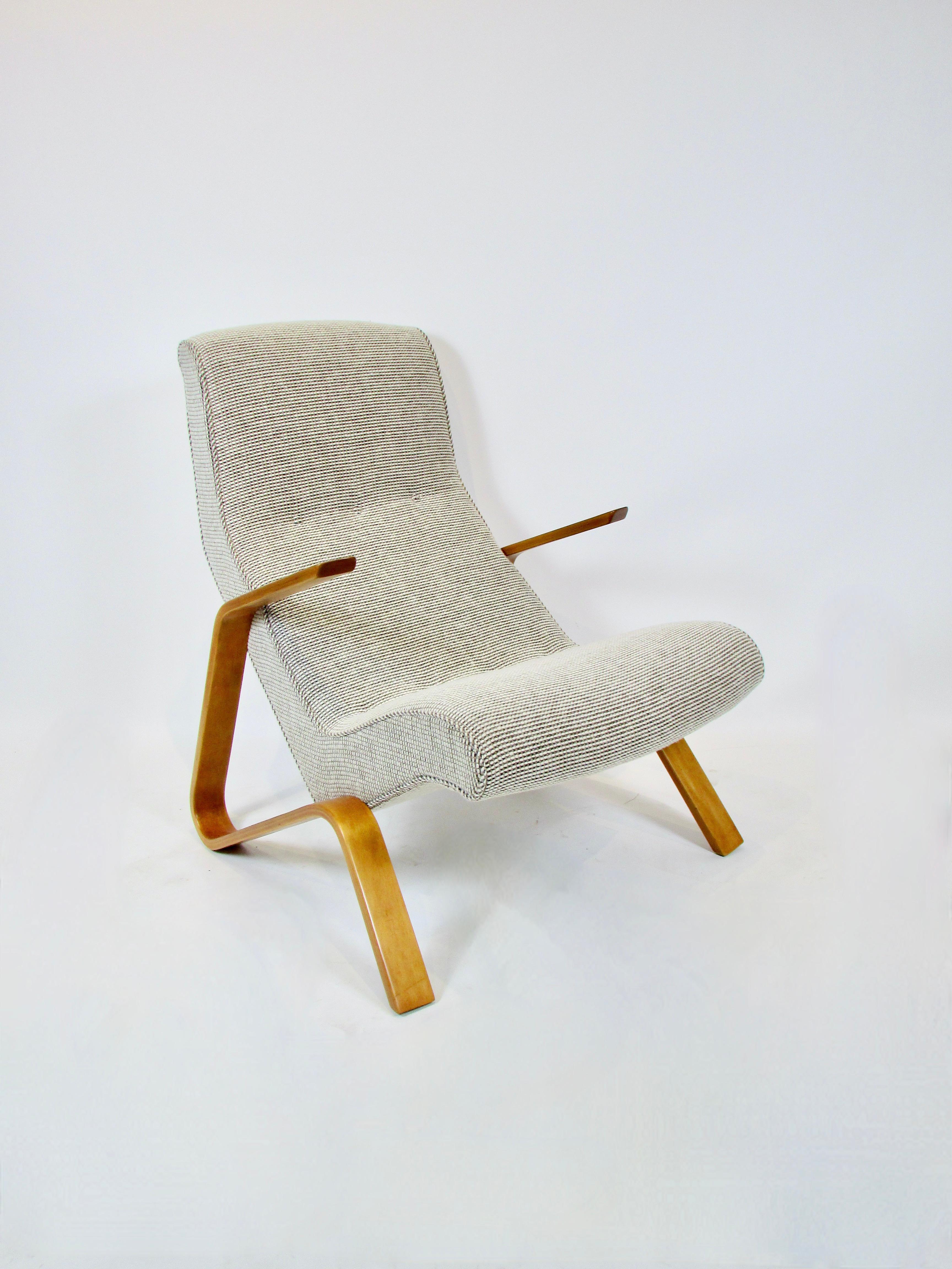 Properly Restored Early Production Eero Saarinen Grasshopper Chair for Knoll For Sale 2