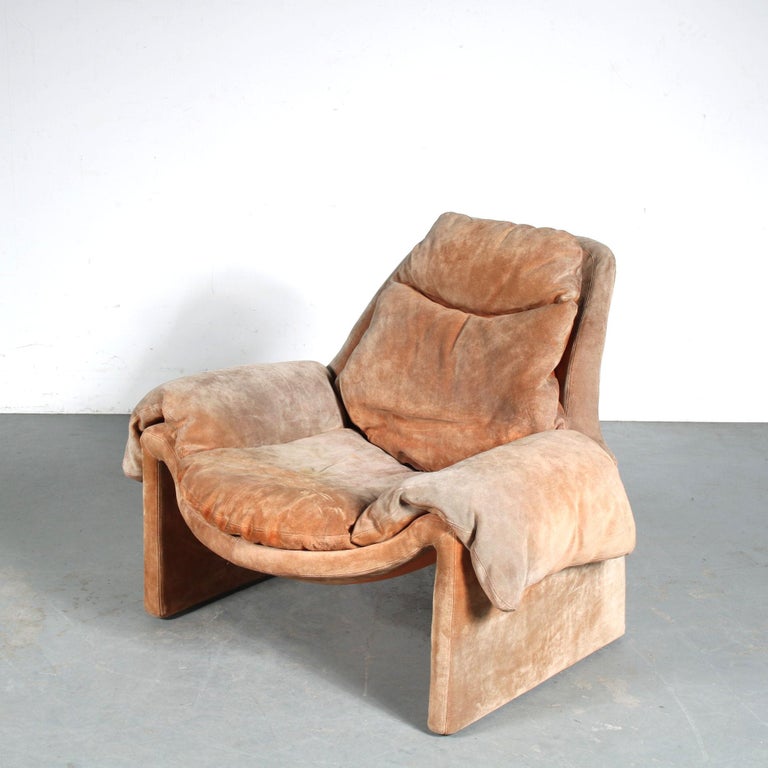 Suede “Proposals” Chair with Ottoman by Vittorio Introini for Saporiti, Italy 1970 For Sale
