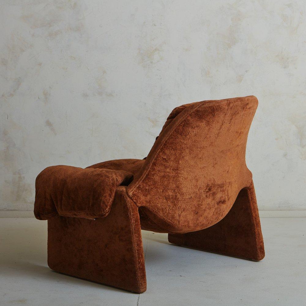 Velvet ‘Proposals’ P60 Lounge Chair by Vittorio Introini for Saporiti, Italy, 1960s