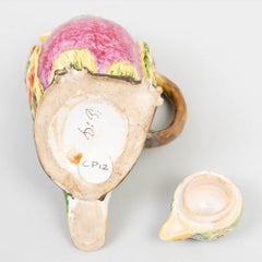 Proskau Fayence Tromp L'Oeil Krug in Form eines Papageis, um 1770