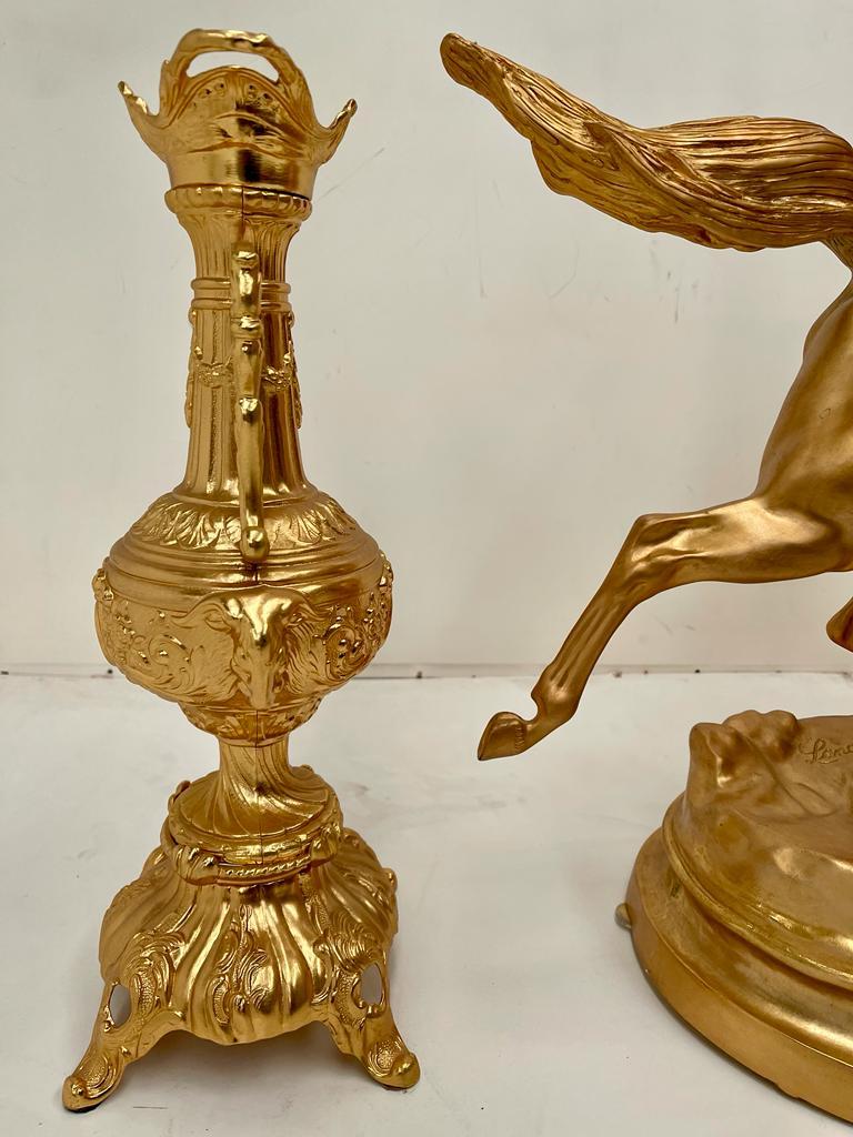 Prosper Lecourtier Français en bronze doré avec 2 candélabres  7