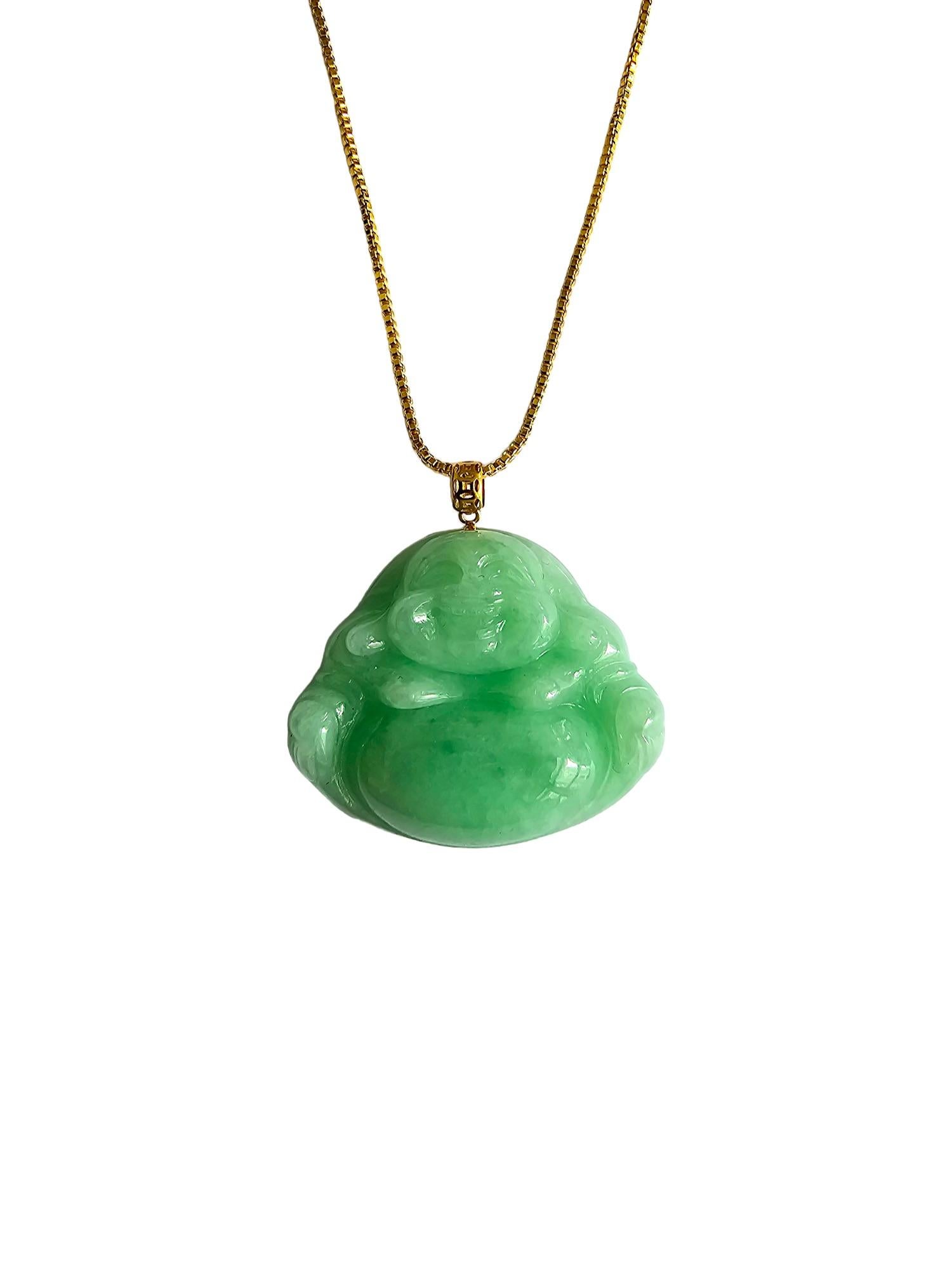 Prosperous Laughing Buddha Burmese A-Jadeite Pendant (with 18K Yellow Gold) In New Condition For Sale In Kowloon, HK