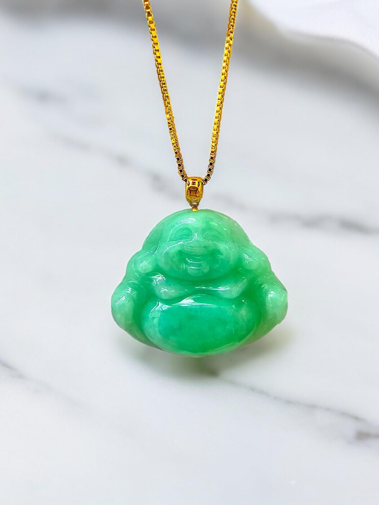 Prosperous Laughing Buddha Burmese A-Jadeite Pendant (with 18K Yellow Gold) For Sale 2