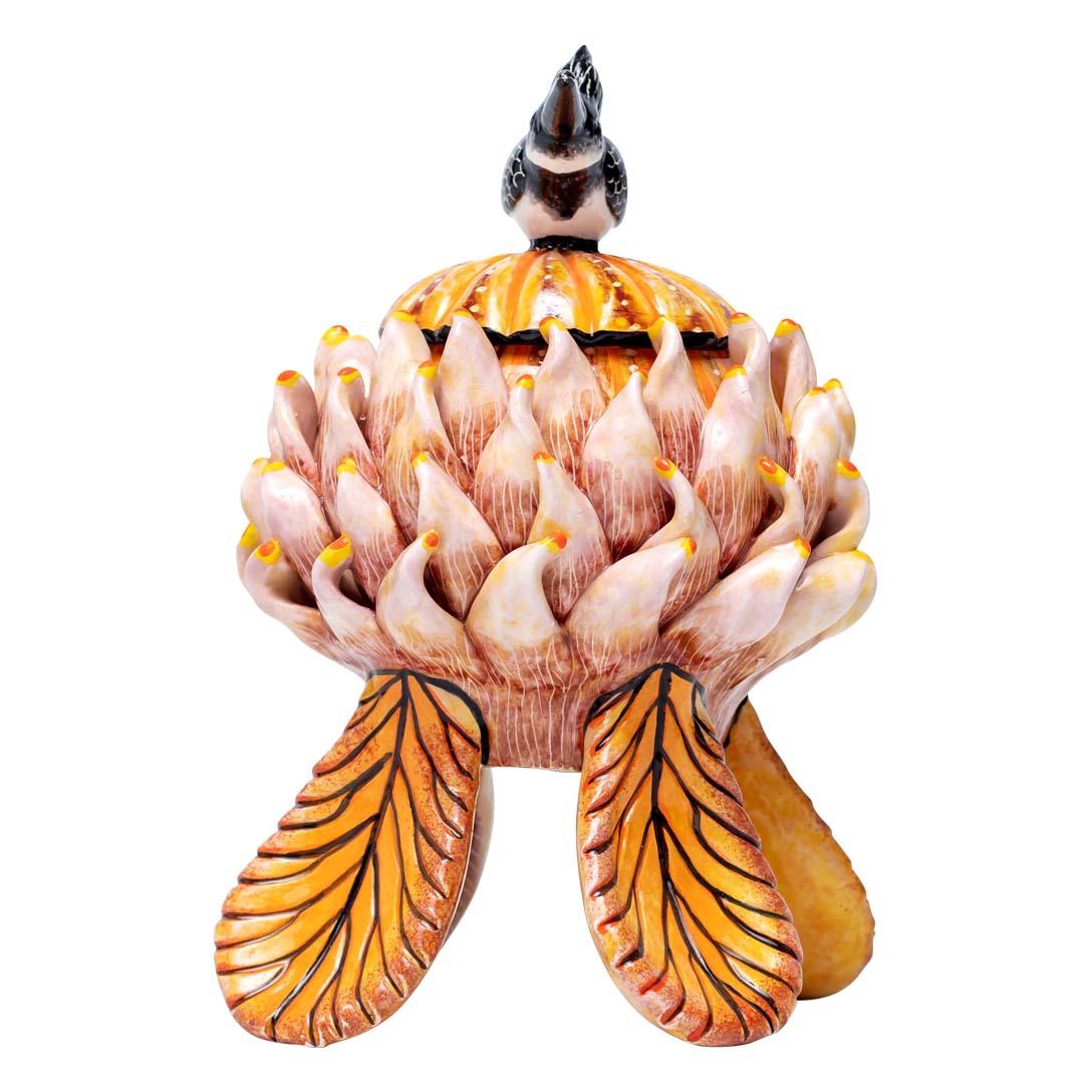 Protea And Bird Ceramic Jewelry Box  , hand made in South Africa In Excellent Condition For Sale In North Miami, FL