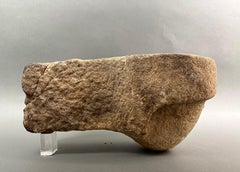 Protome anthropomorphe de gargouille en pierre de la période romane 11e-12e siècle