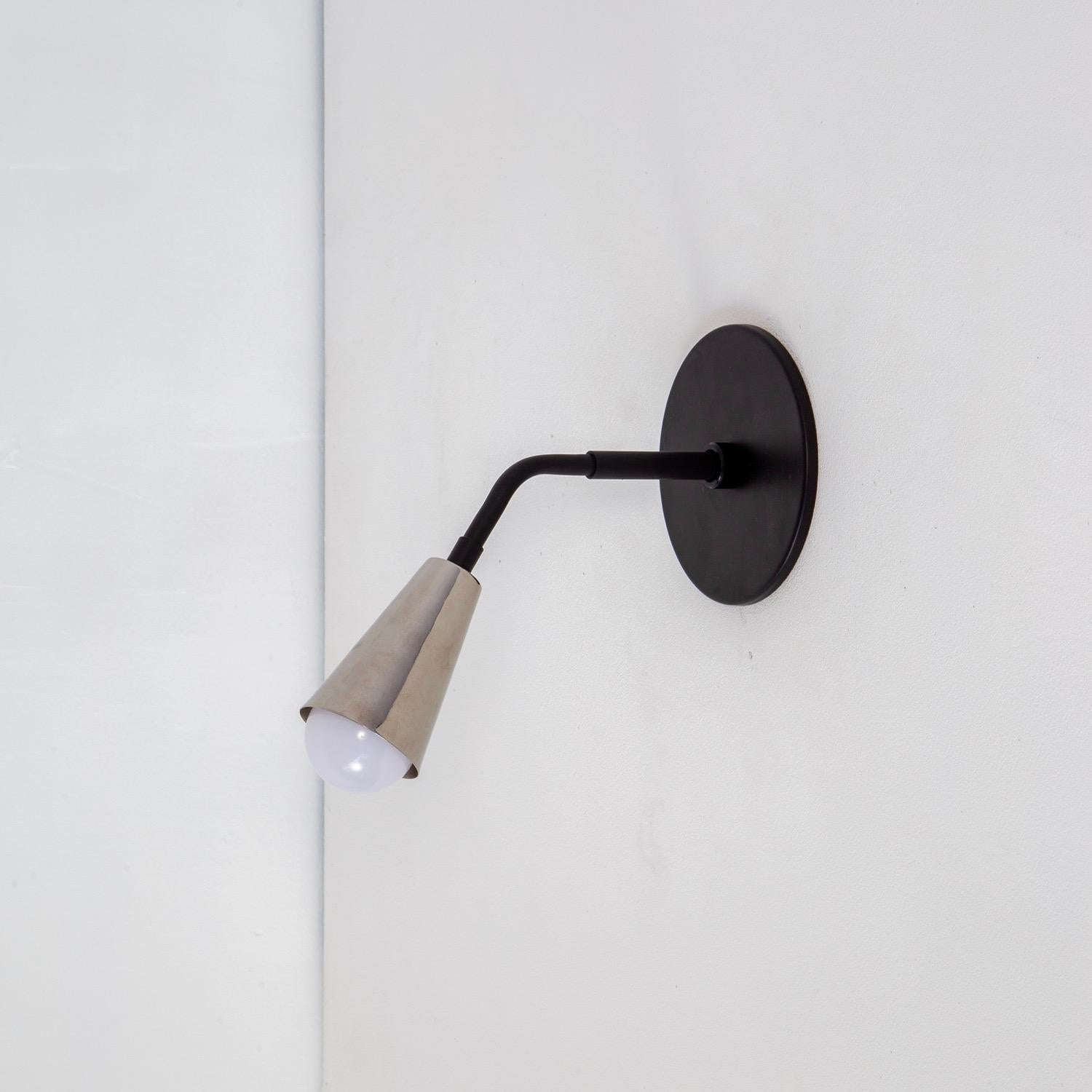 Prototipo Aplique Negro y Níquel by Research.Lighting, En Stock Siglo XXI y contemporáneo en venta