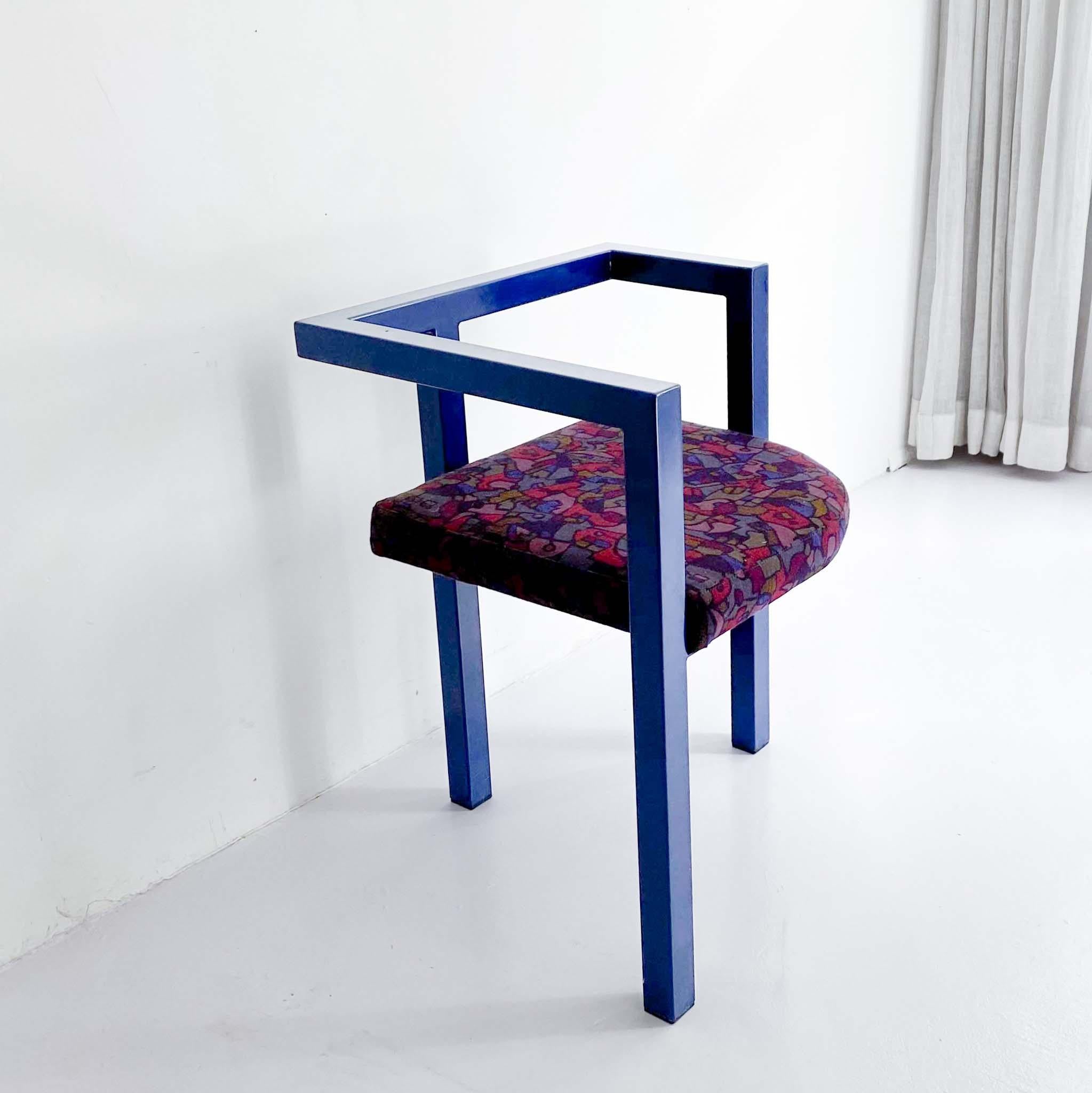 Prototyp-Stuhl (links) von Joop Rutjes, ca. 1990 (Metall) im Angebot