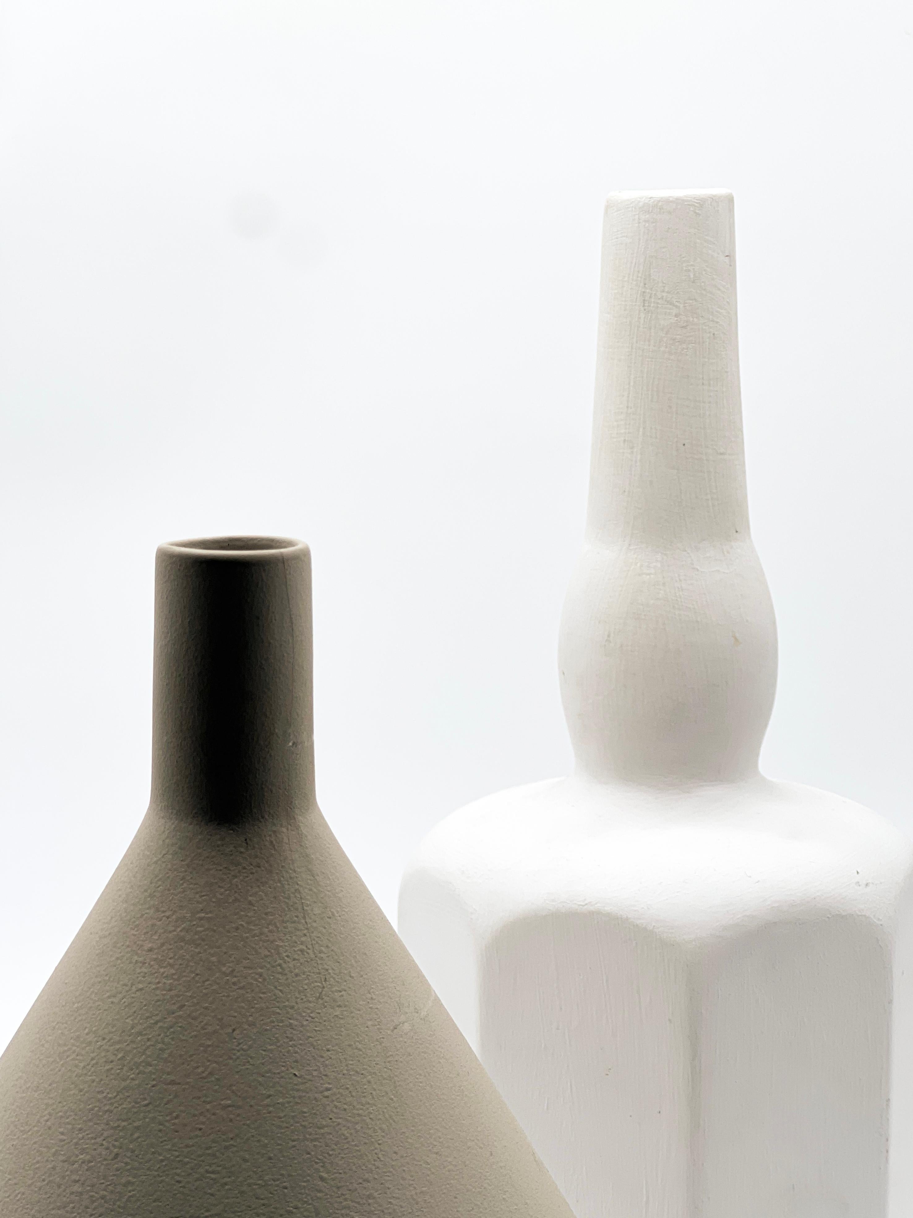 Nato nel 1998, il progetto Le Morandine è un omaggio a un grande maestro dell'arte italiana, Giorgio Morandi, un artista che, con particolare intensità ed eleganza, ha saputo gettare nuova luce sugli umili oggetti della vita quotidiana: vasi,