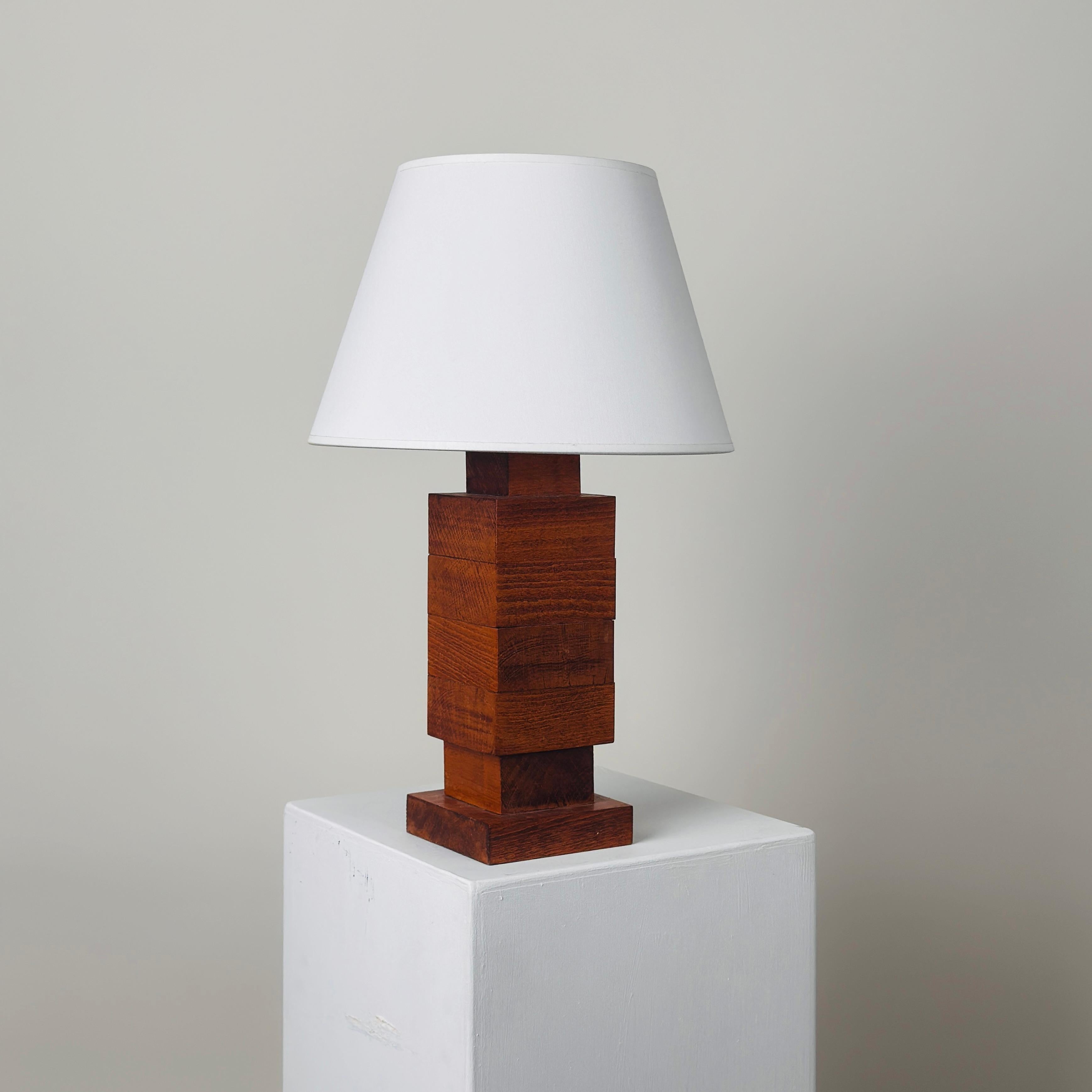 Prototype of an art-deco-style wooden lamp with adjustable body, 1930 In Excellent Condition For Sale In PARIS, FR
