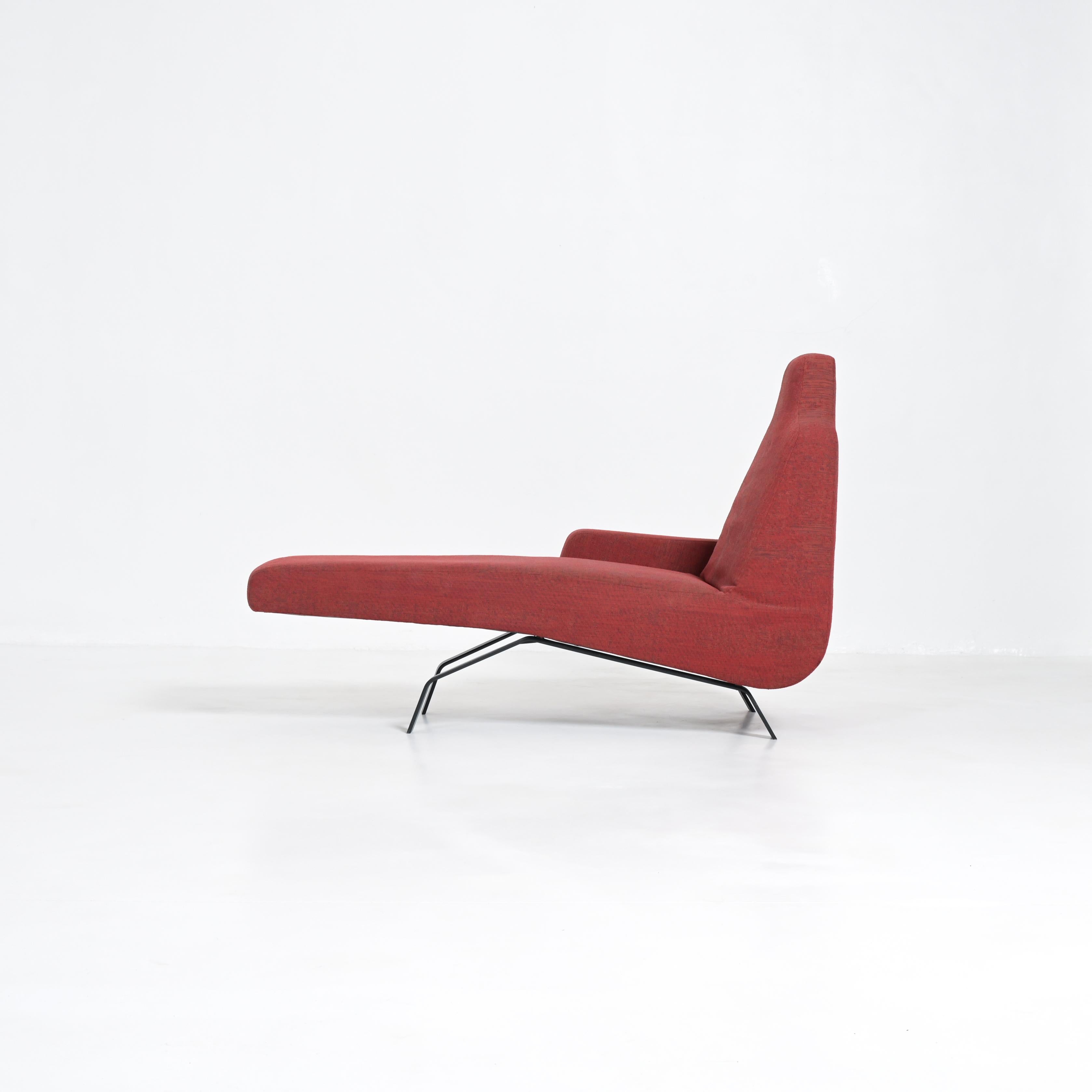 Moderne Prototype de chaise longue Scandy rouge de Fabiaan Van Severen pour Indera en vente