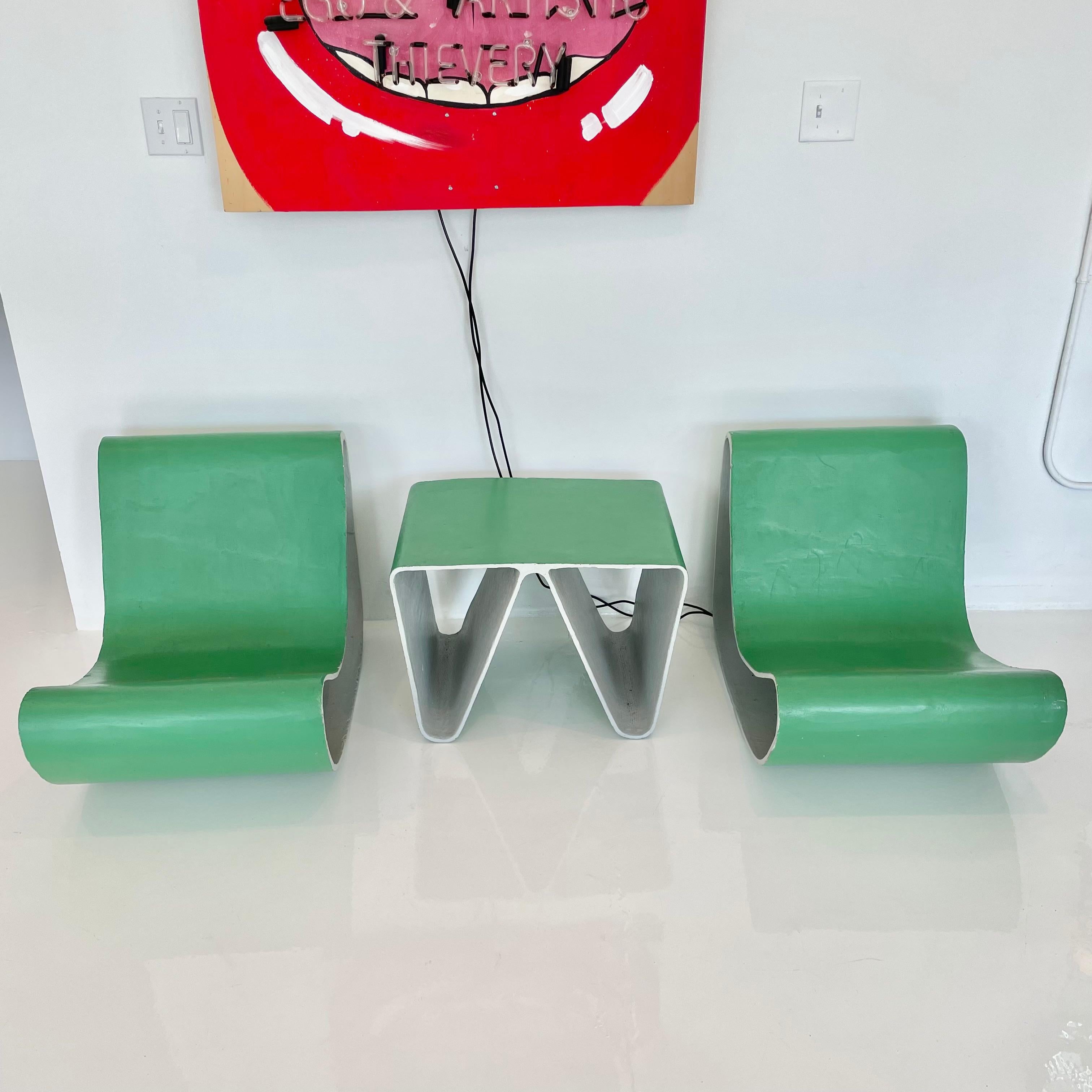 Suisse Prototype de chaises et de table Loop de Willy Guhl en vente