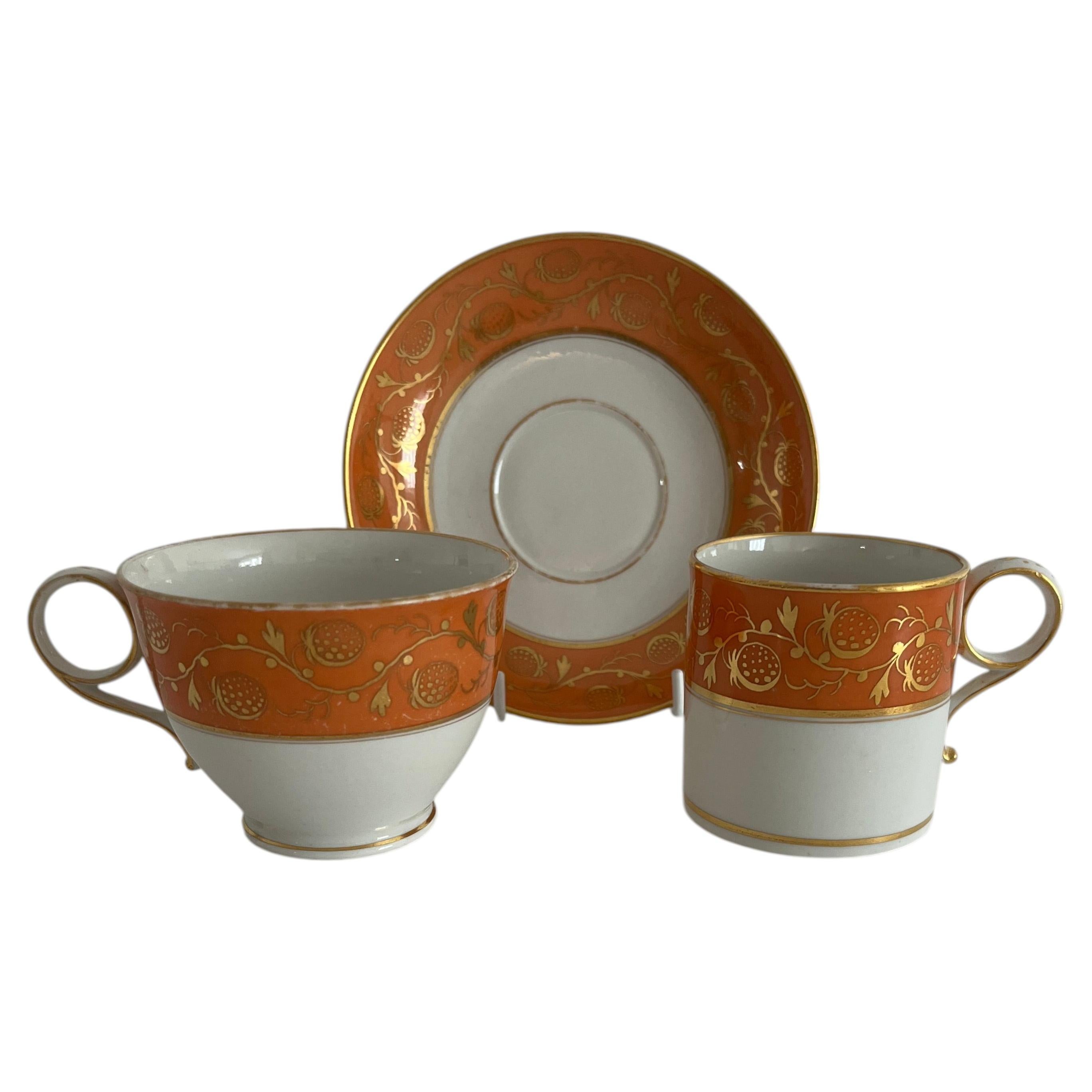Provenance Trio de deux tasses et soucoupe, Flight & Worcester, Barr Worcester Ca 1795 en vente