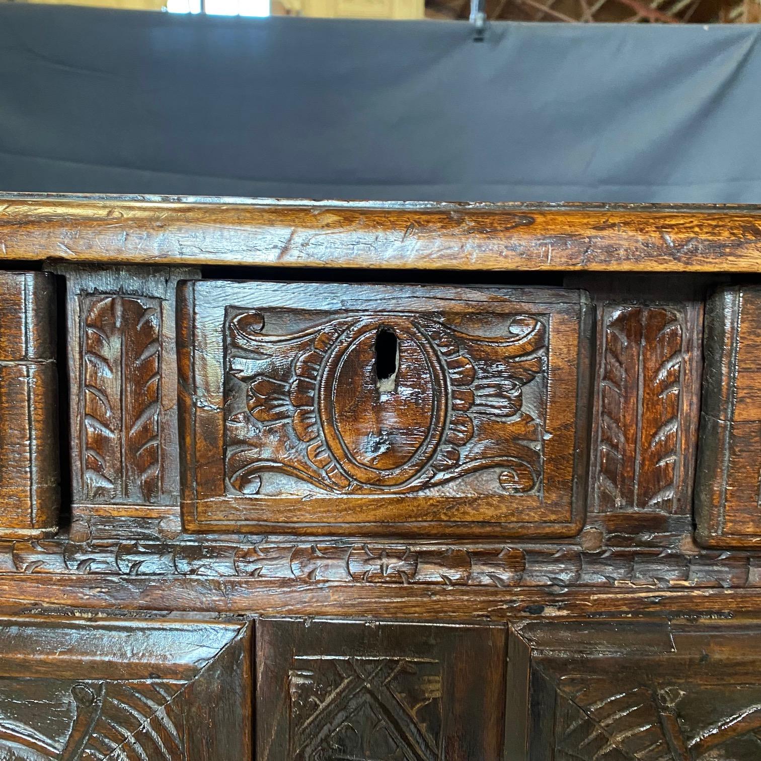 Provencal 18th Century Carved Walnut Buffet Sideboard For Sale 5