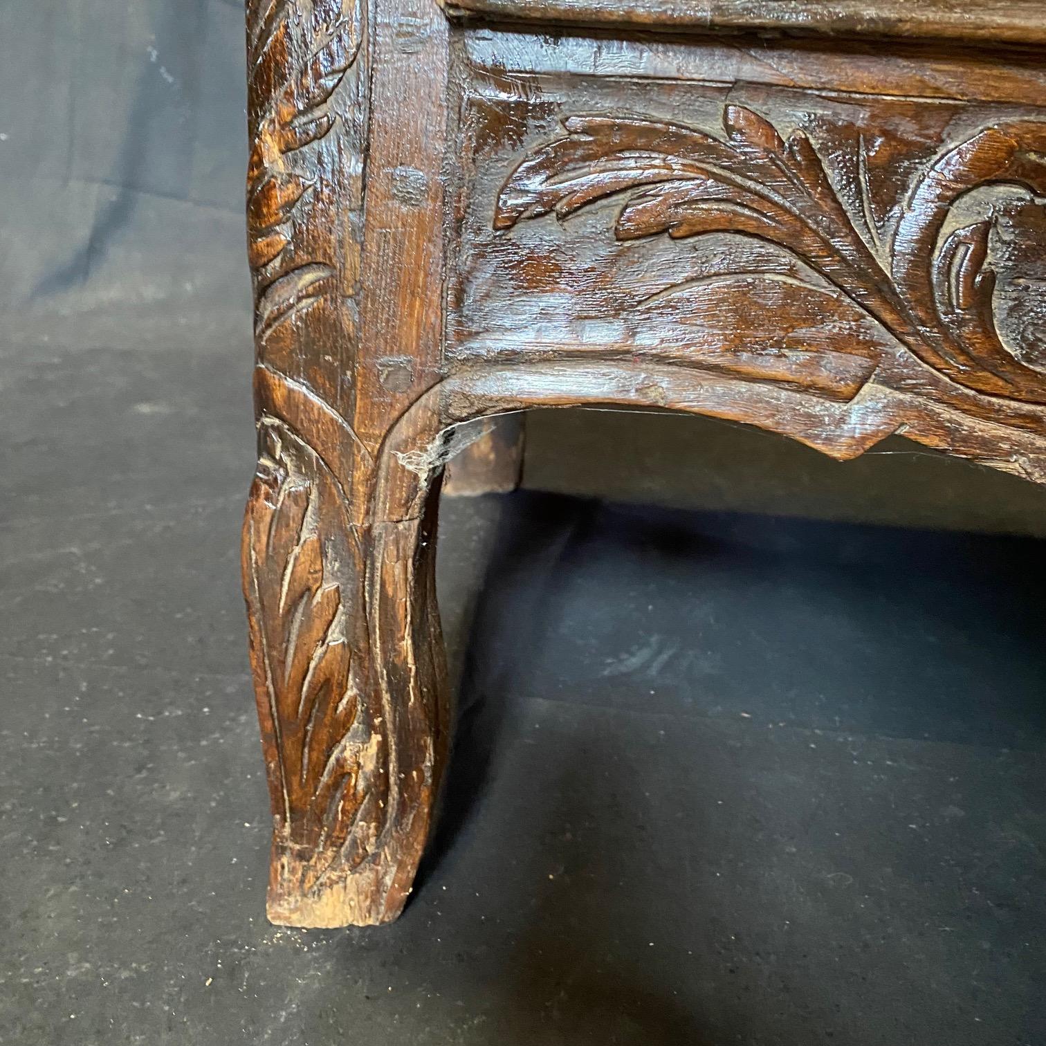 Provencal 18th Century Carved Walnut Buffet Sideboard For Sale 1