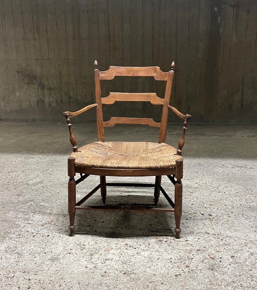 Eleganter provenzalischer Sessel mit Strohsitz, Anfang 20. Jahrhundert