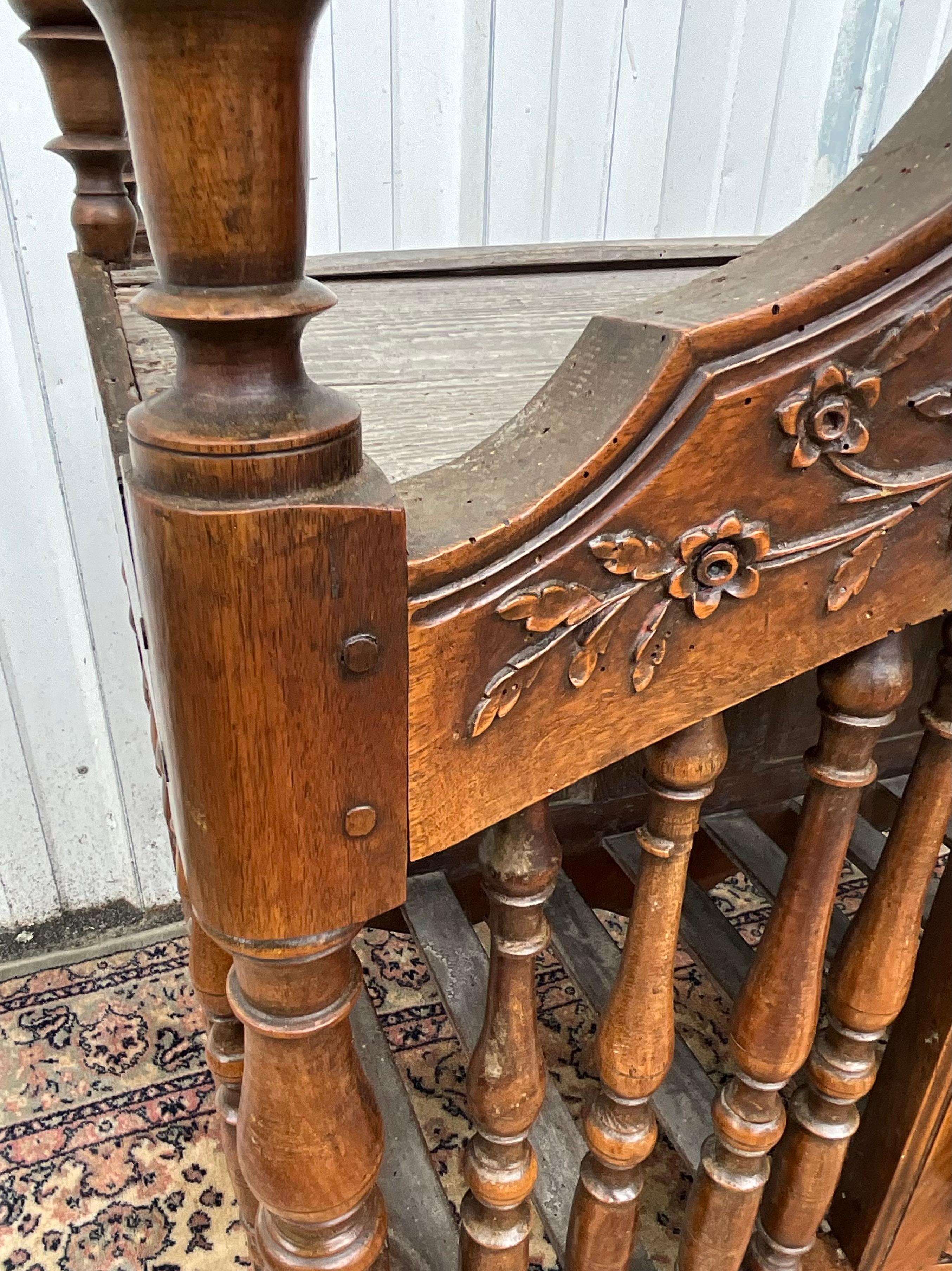 Provencal Bread Box In Solid Walnut, Early 19th Century 11