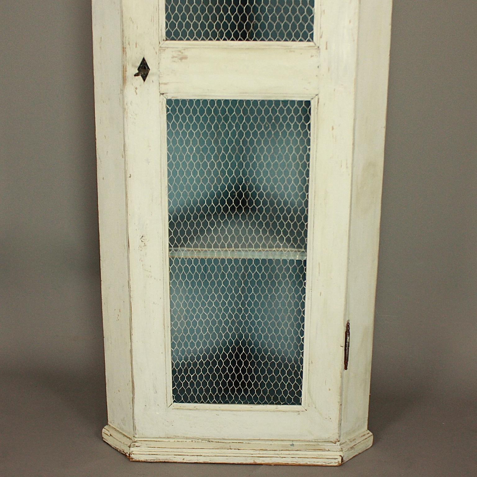 Hand-Painted French Provençal 18th Century Louis XVI Grey Painted Corner Cupboard/Encoignure