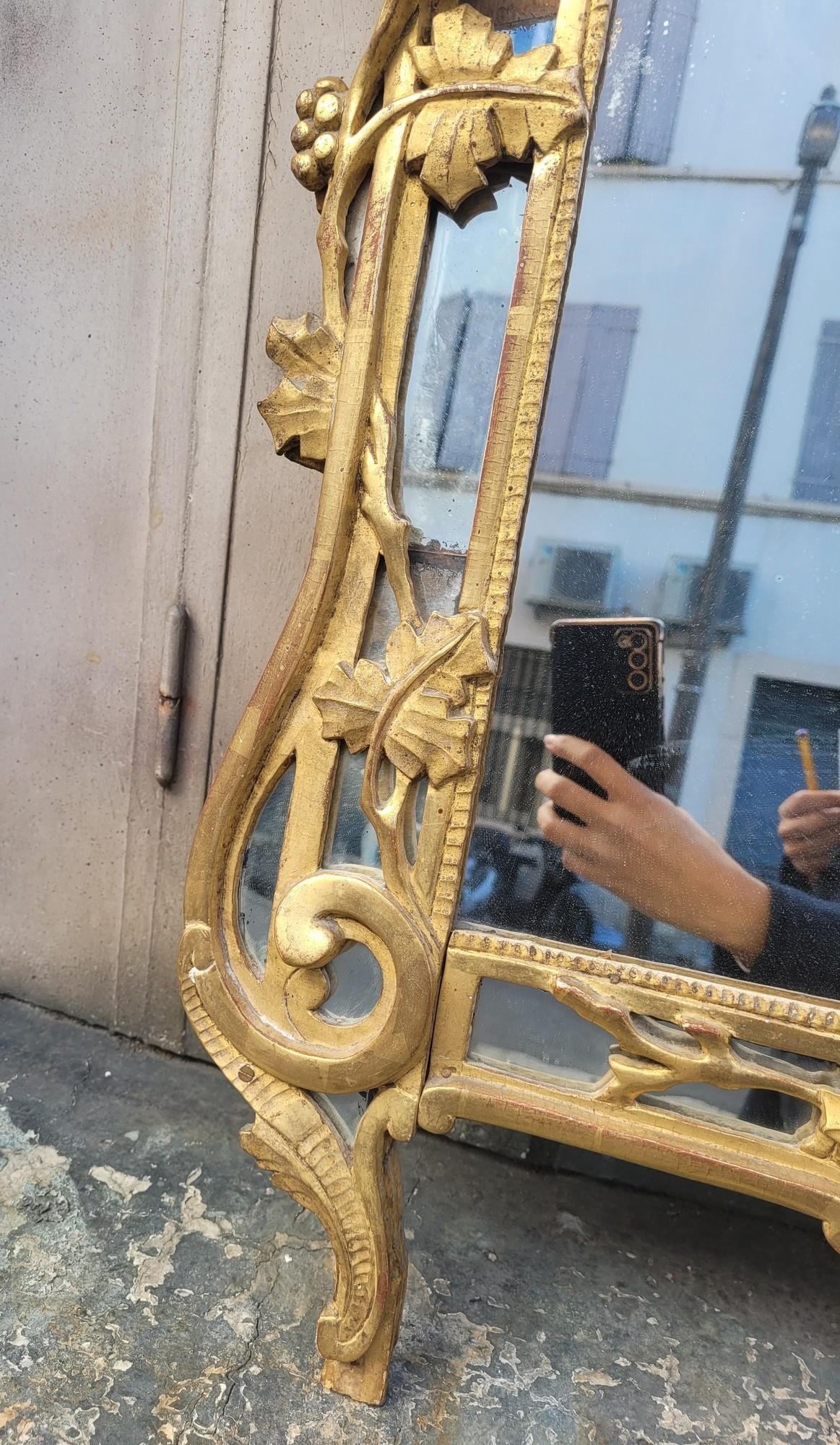 Provençal Mirror In Golden Wood, Beaucaire, Late 18th Century For Sale 3