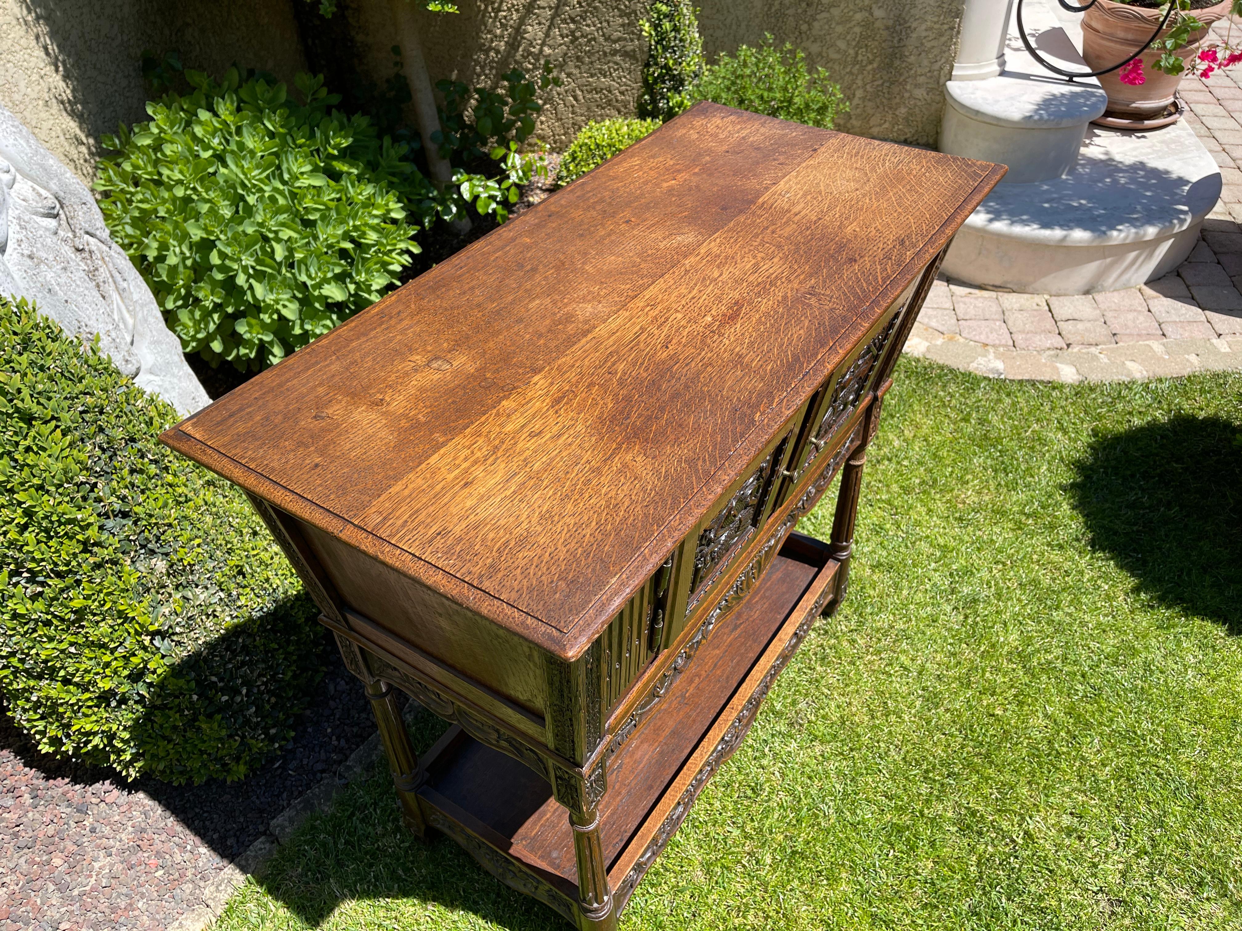 Provencal Style, French Oak Cabinet, 19th Century For Sale 4