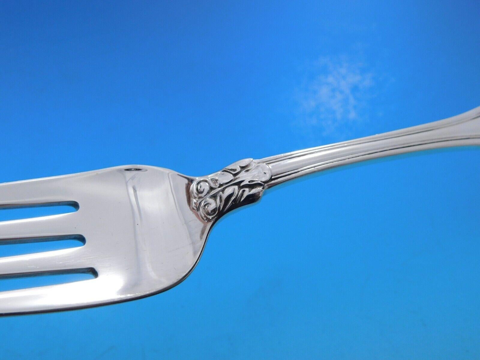 XX secolo Provence di Tiffany & Co. Set di posate in argento Sterling 8 Servizio 52 pezzi Cena in vendita