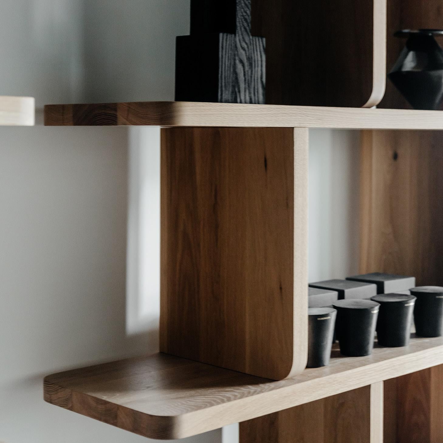 Woodwork Provide Series – Shelving in solid Oak For Sale
