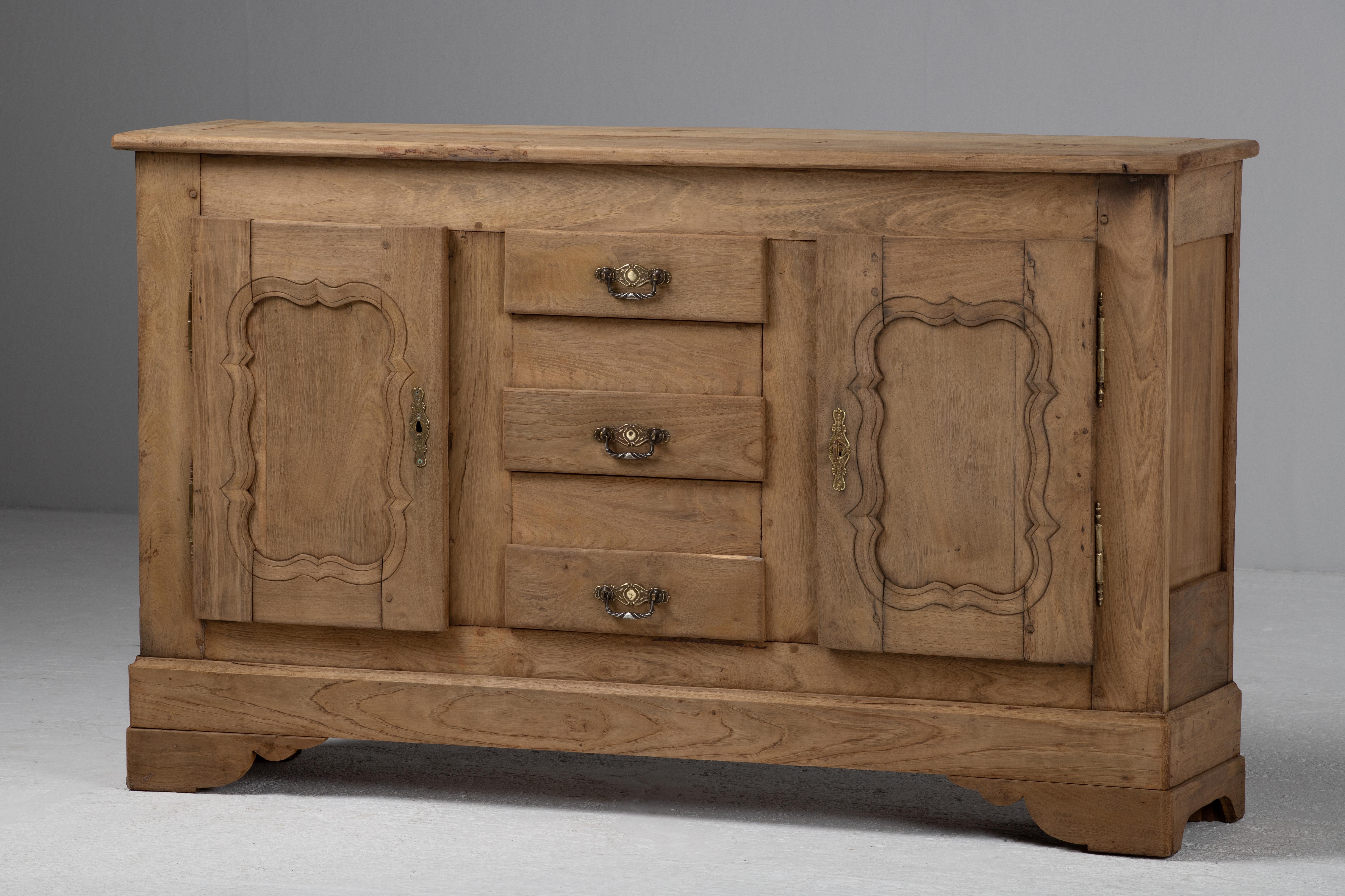 Buffet provinciale in Oak Oak, Francia, fine XIX secolo in vendita 5