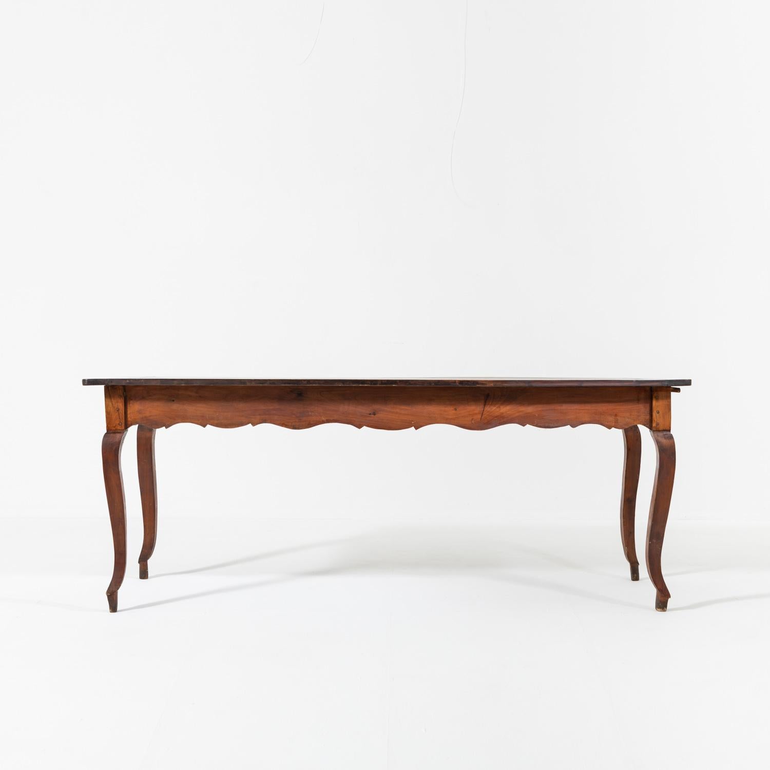 Provincial Cherrywood French Dining Table, circa 1900 In Good Condition For Sale In York, GB