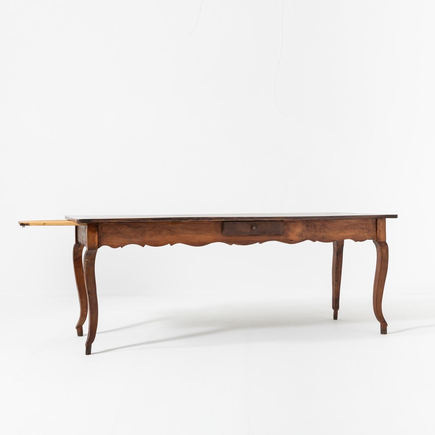 Provincial Cherrywood French Dining Table, circa 1900 For Sale 1