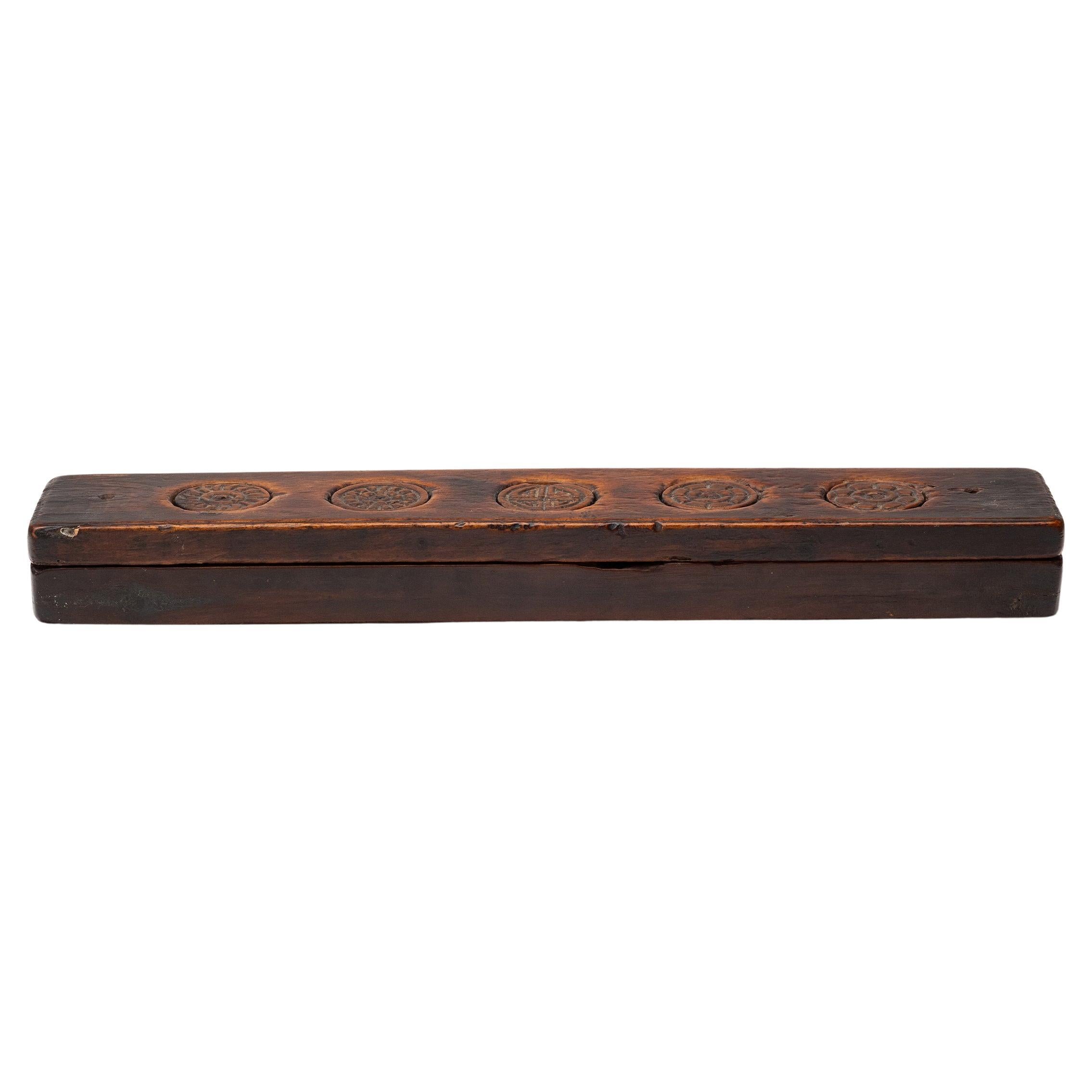 Hand-Carved Antichità