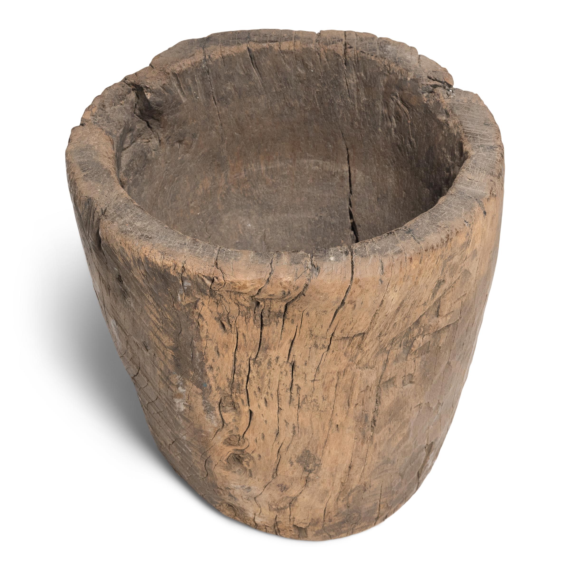 Mortero chino de tronco provincial, c. 1900 Chino en venta