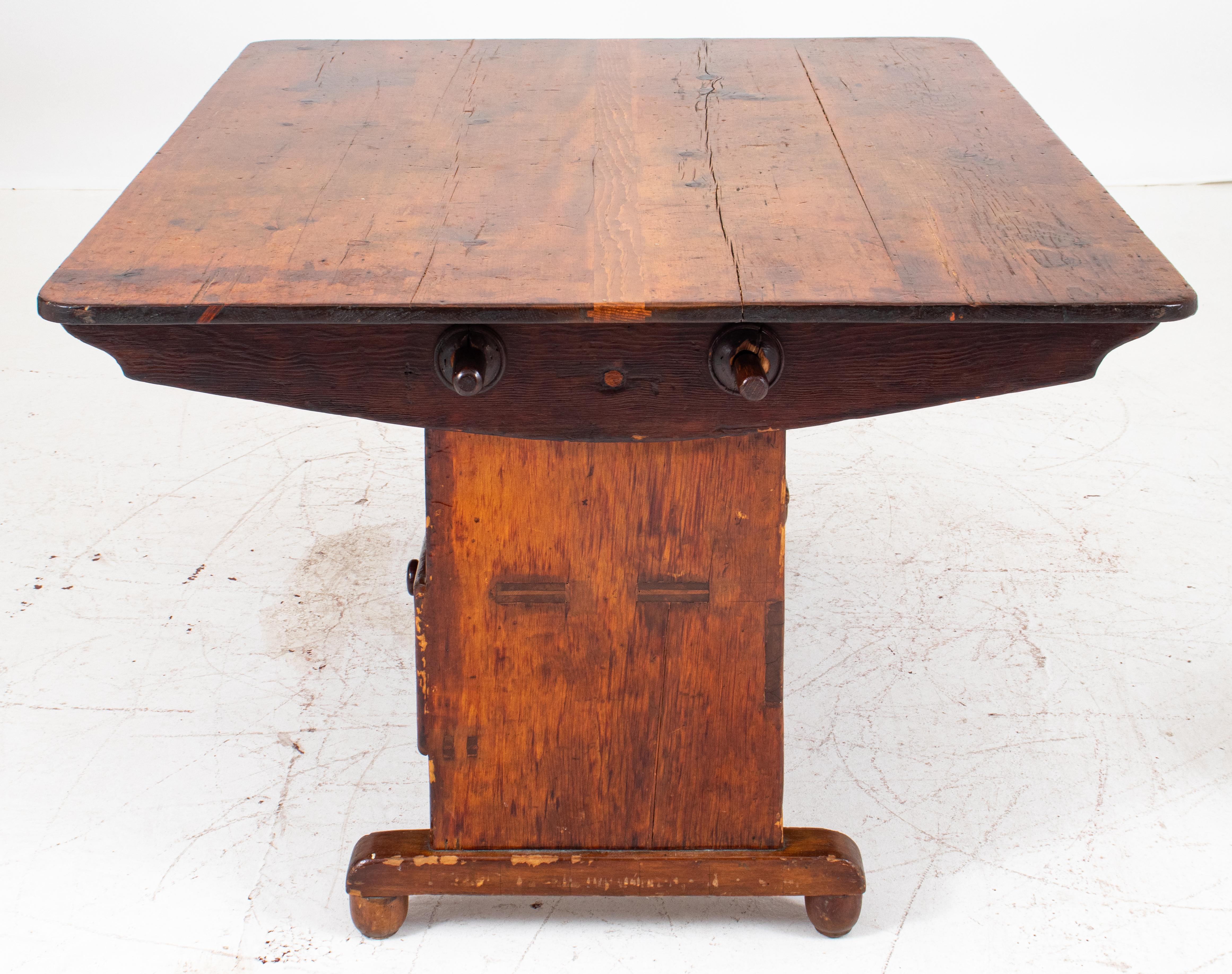 Provincial French Pine Tavern Table-Bench, 19th C. In Good Condition In New York, NY