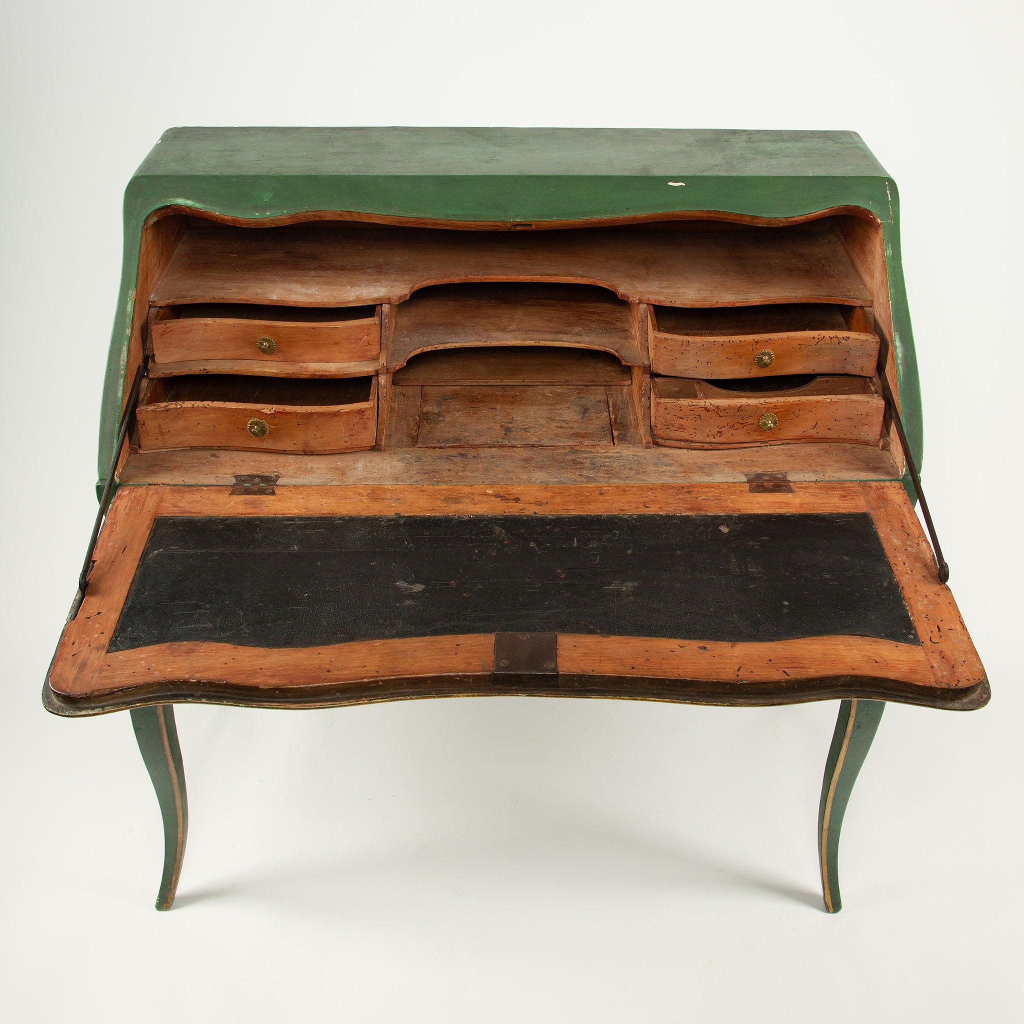 Dipinto Scrivania provinciale a ribalta dipinta di verde con scomparto segreto in vendita