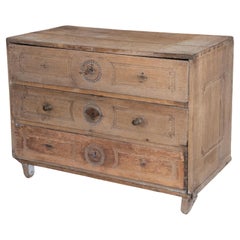 Provincial Louis Seize Chest of Drawers in Oak, Late 18th Century