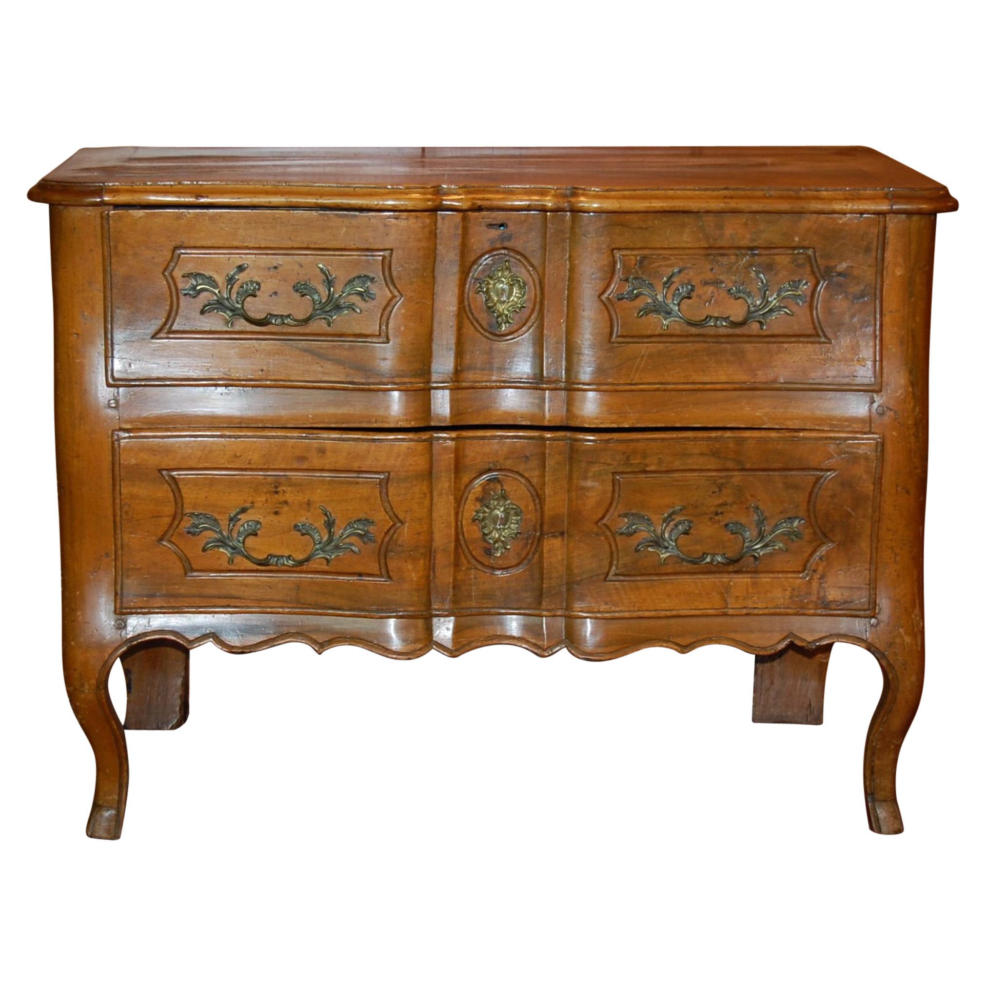 Provincial Louis XV Period Walnut Two-Drawer Commode Sauteuse, Mid-18th Century For Sale