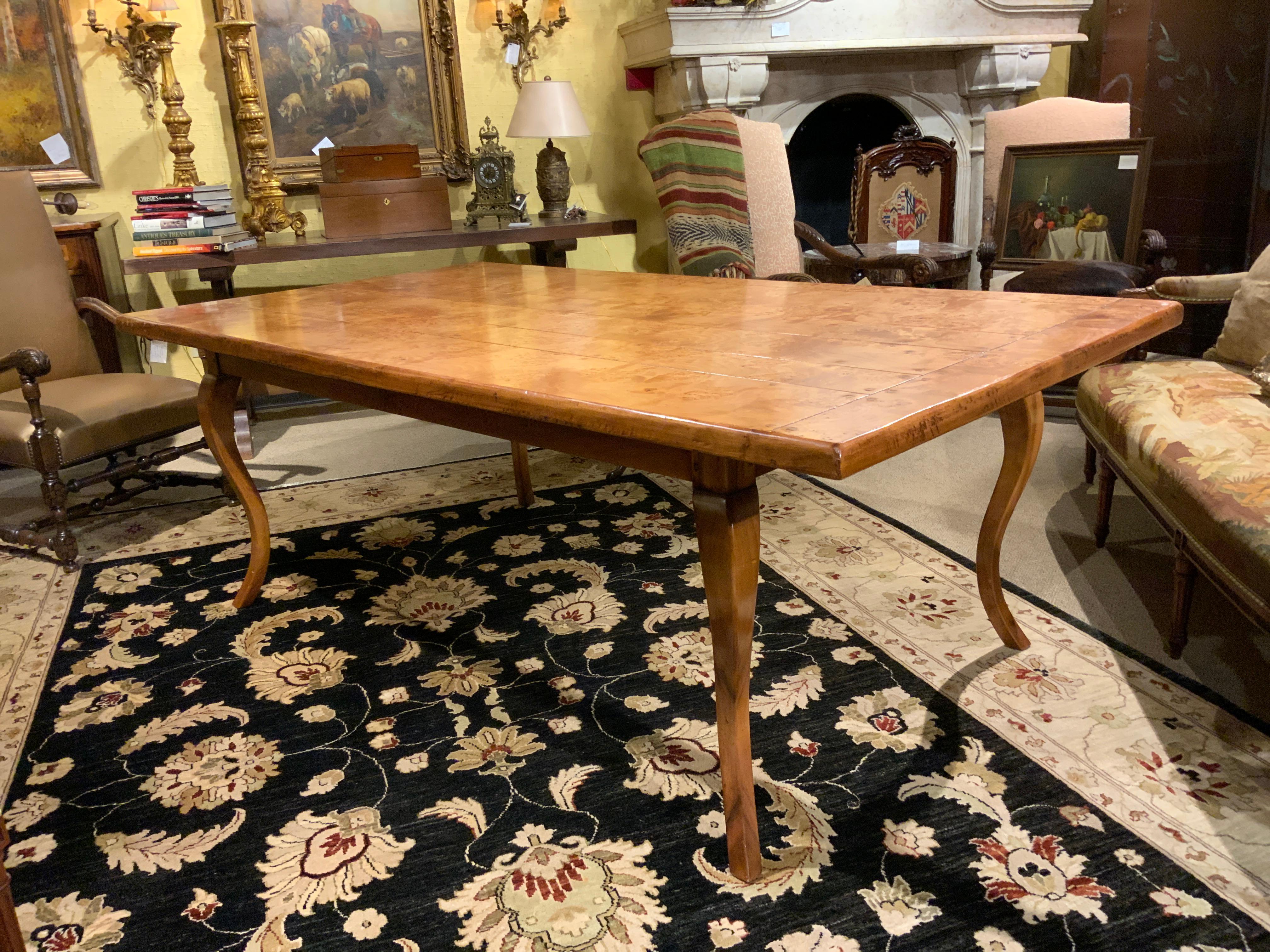 Provincial Louis XV Style Burl Elm and Fruitwood Farm Table For Sale 4