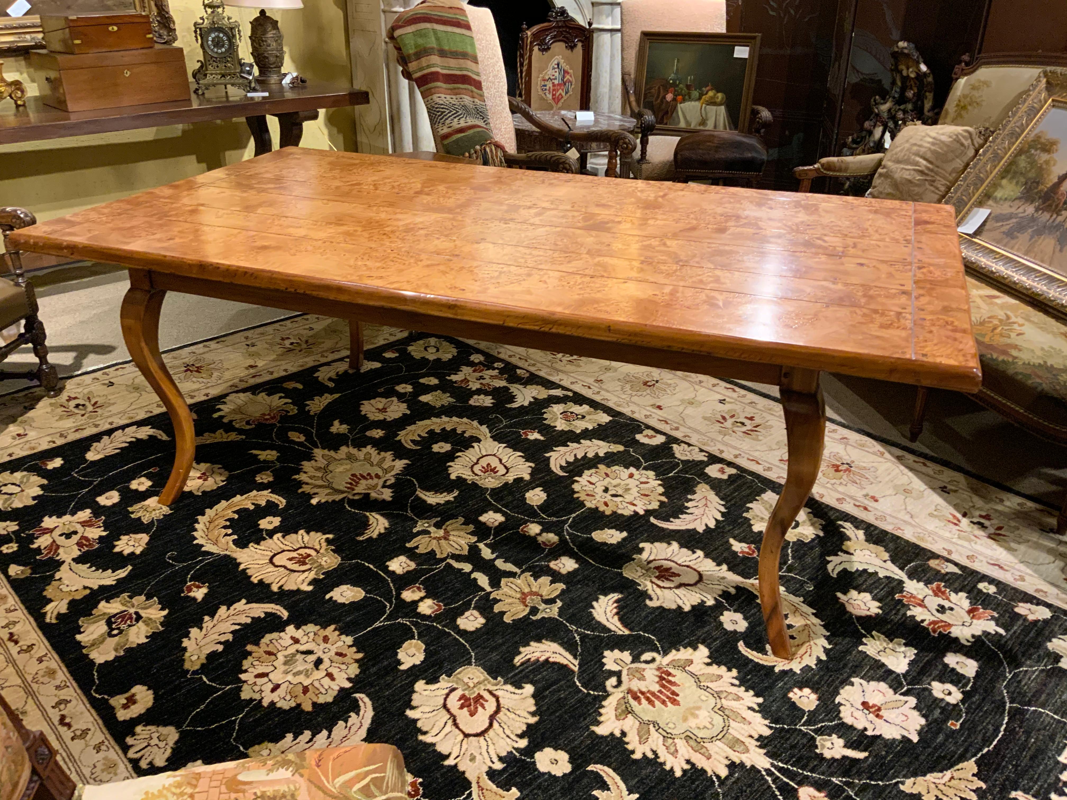 Provincial Louis XV Style Burl Elm and Fruitwood Farm Table In Excellent Condition For Sale In Houston, TX
