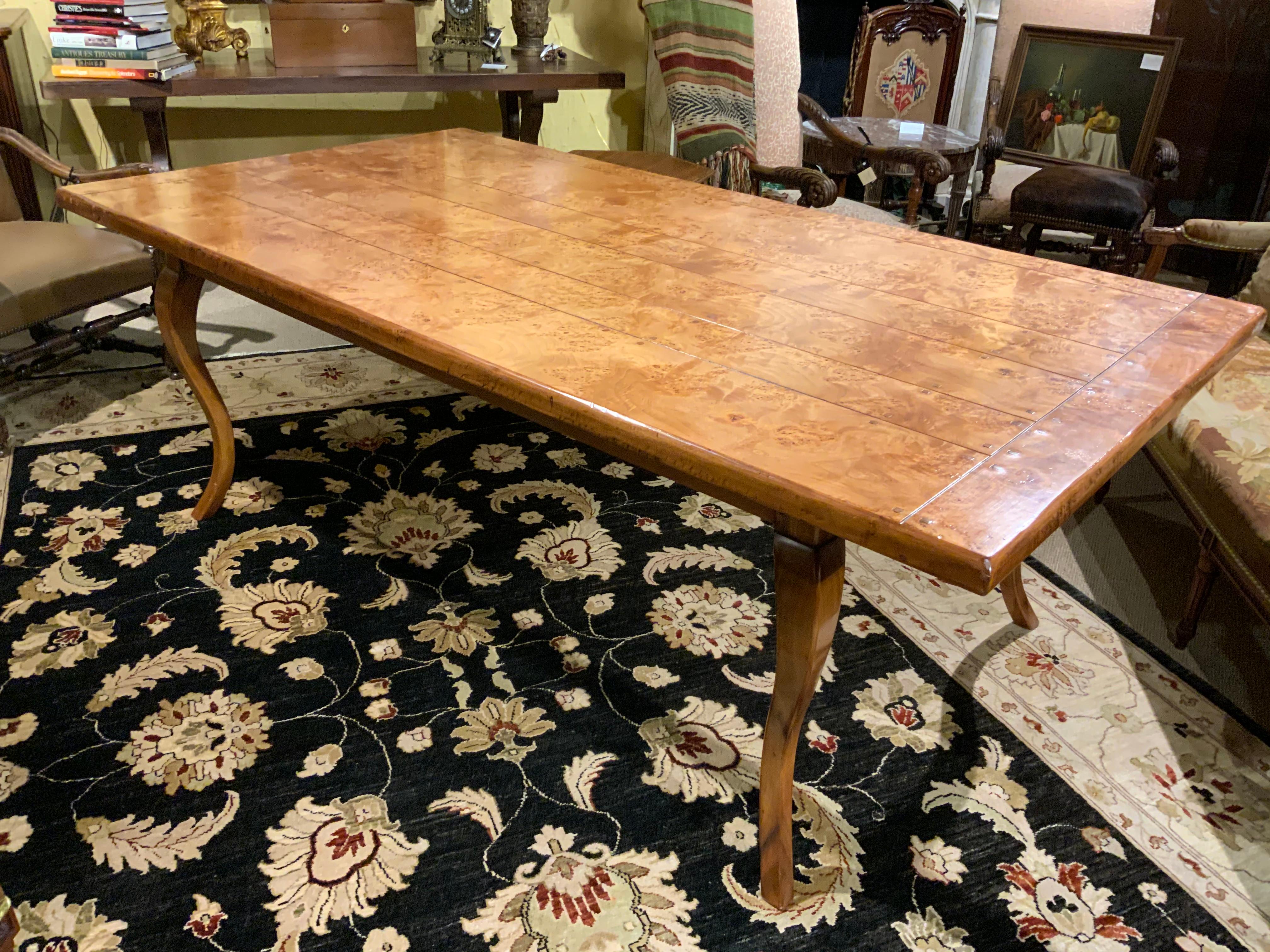Provincial Louis XV Style Burl Elm and Fruitwood Farm Table For Sale 3