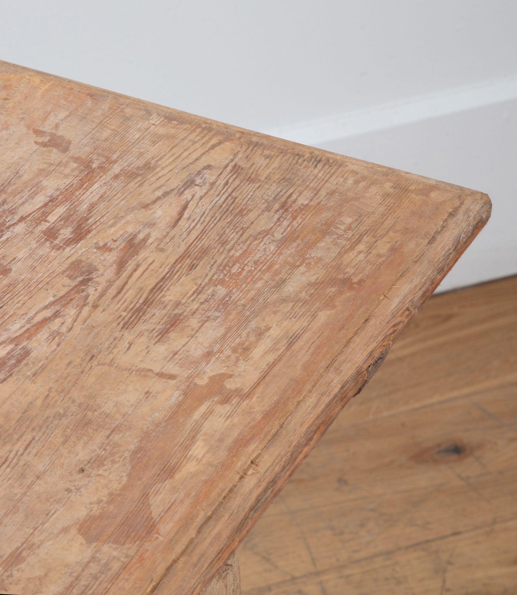 Provincial Swedish 18th Century Rococo Table 1